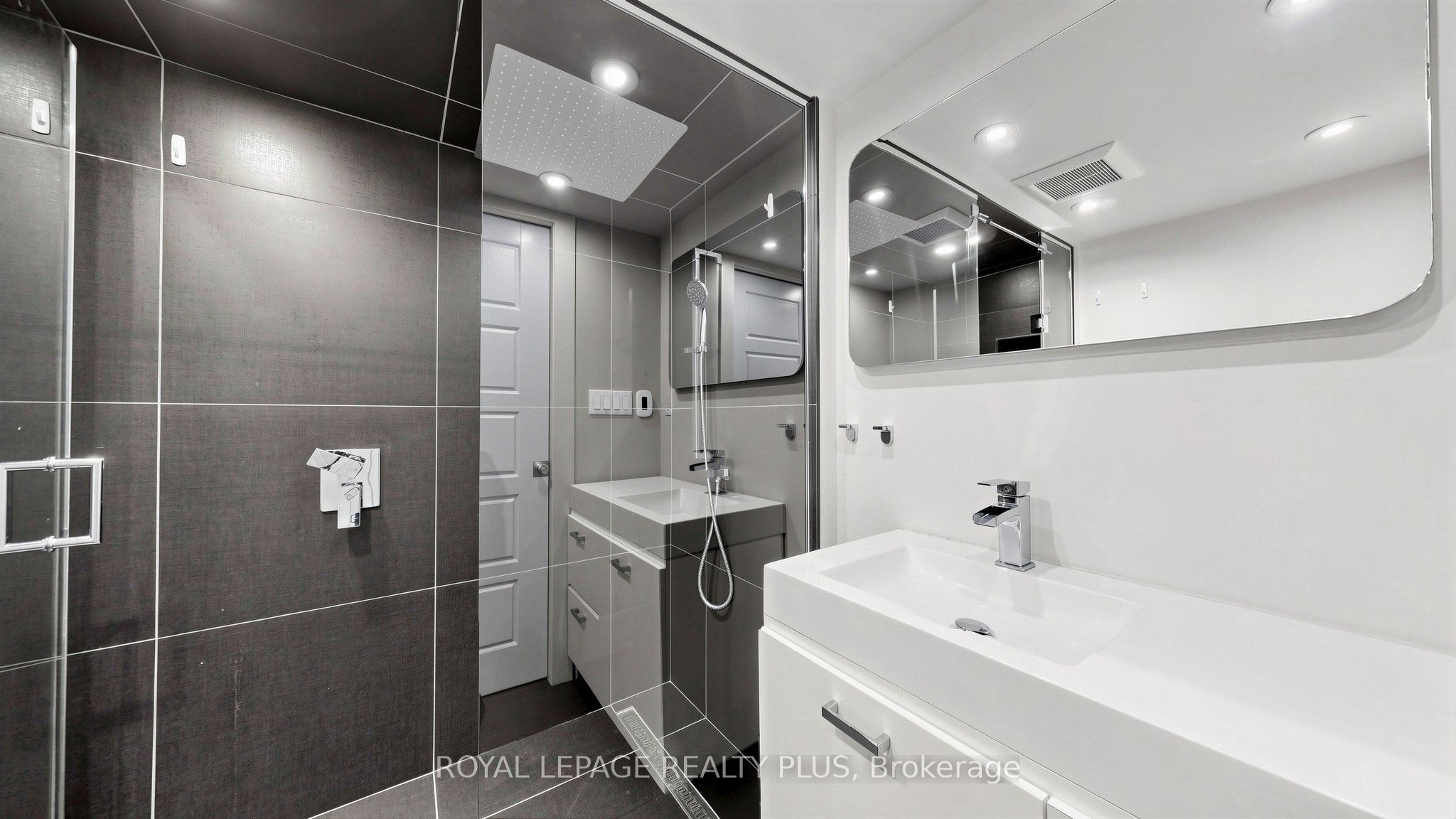 285 Bronte Road Property Photo 17