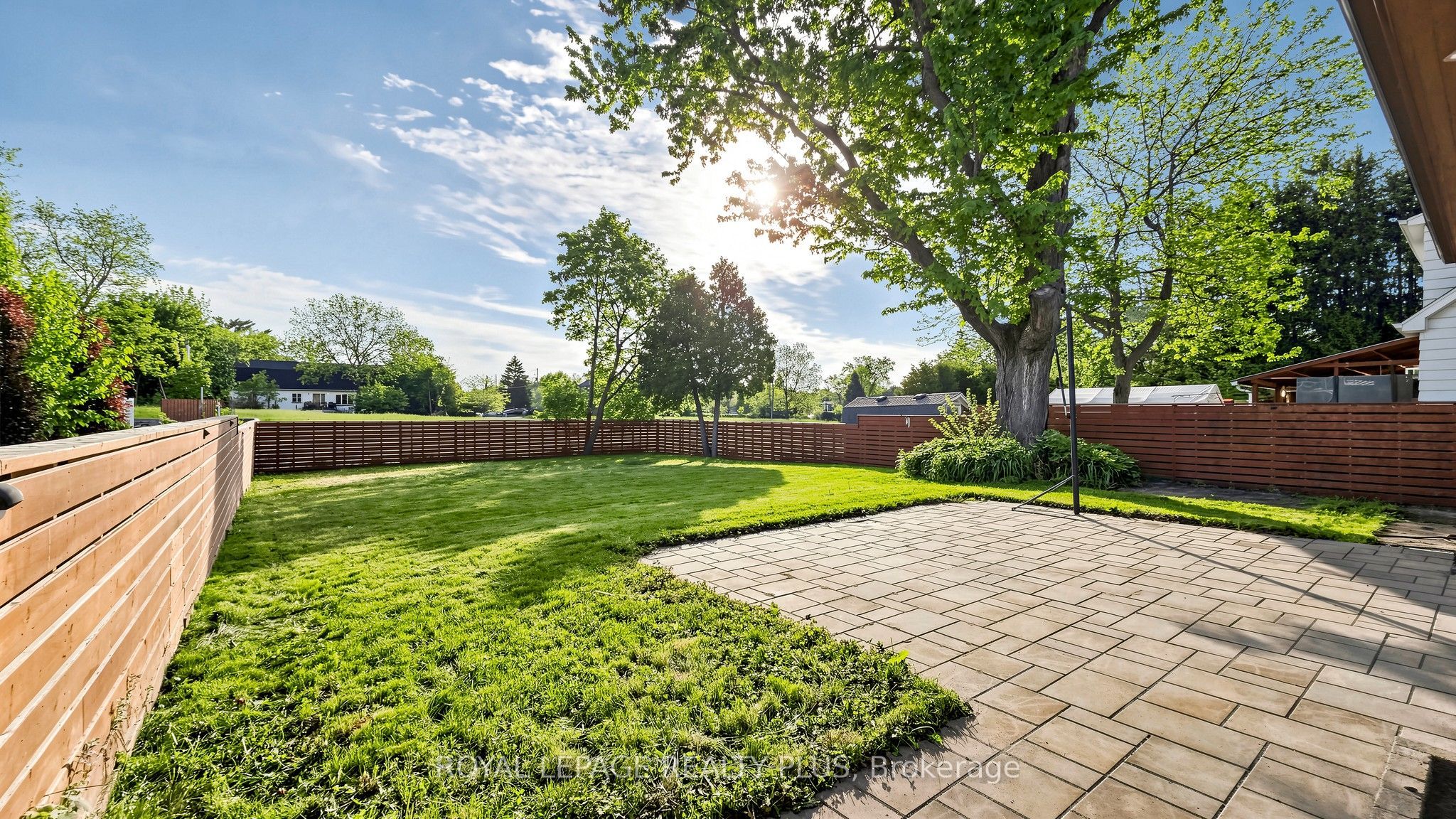 285 Bronte Road Property Photo 19