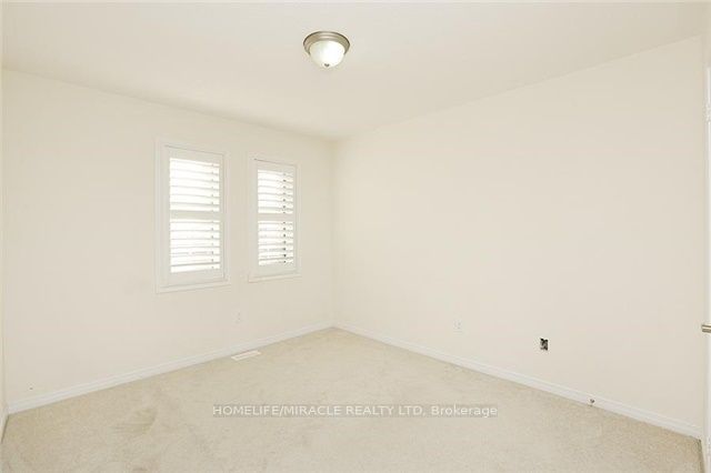 8 Arrowstone Court Property Photo 15