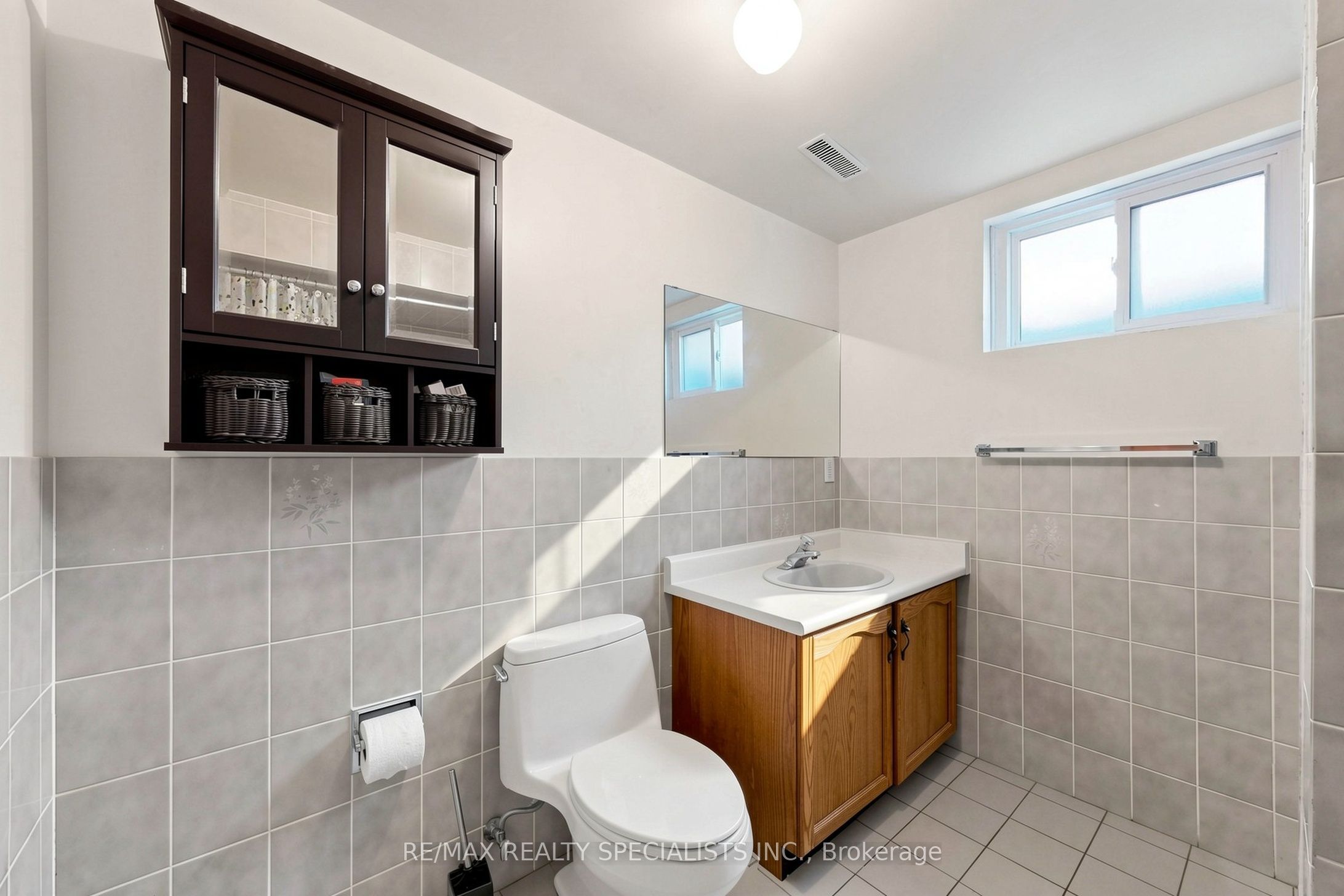 776 Savoy Crescent Property Photo 33
