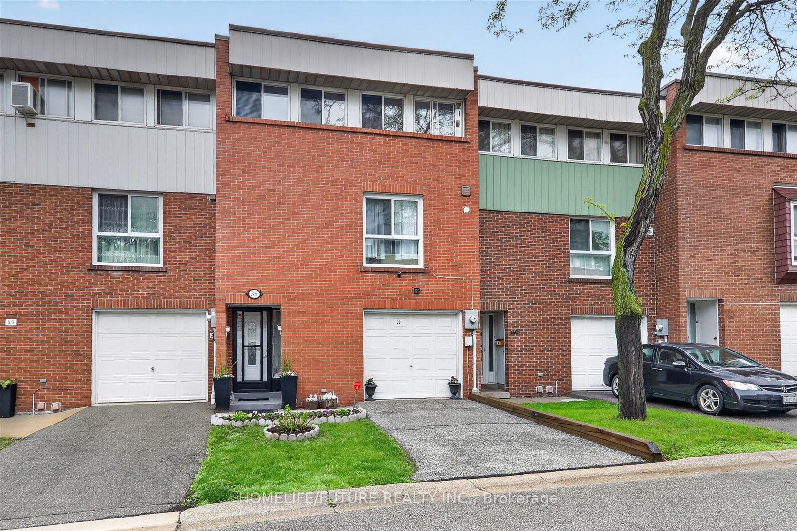 38 John Cabot Way 70 Property Photo 1