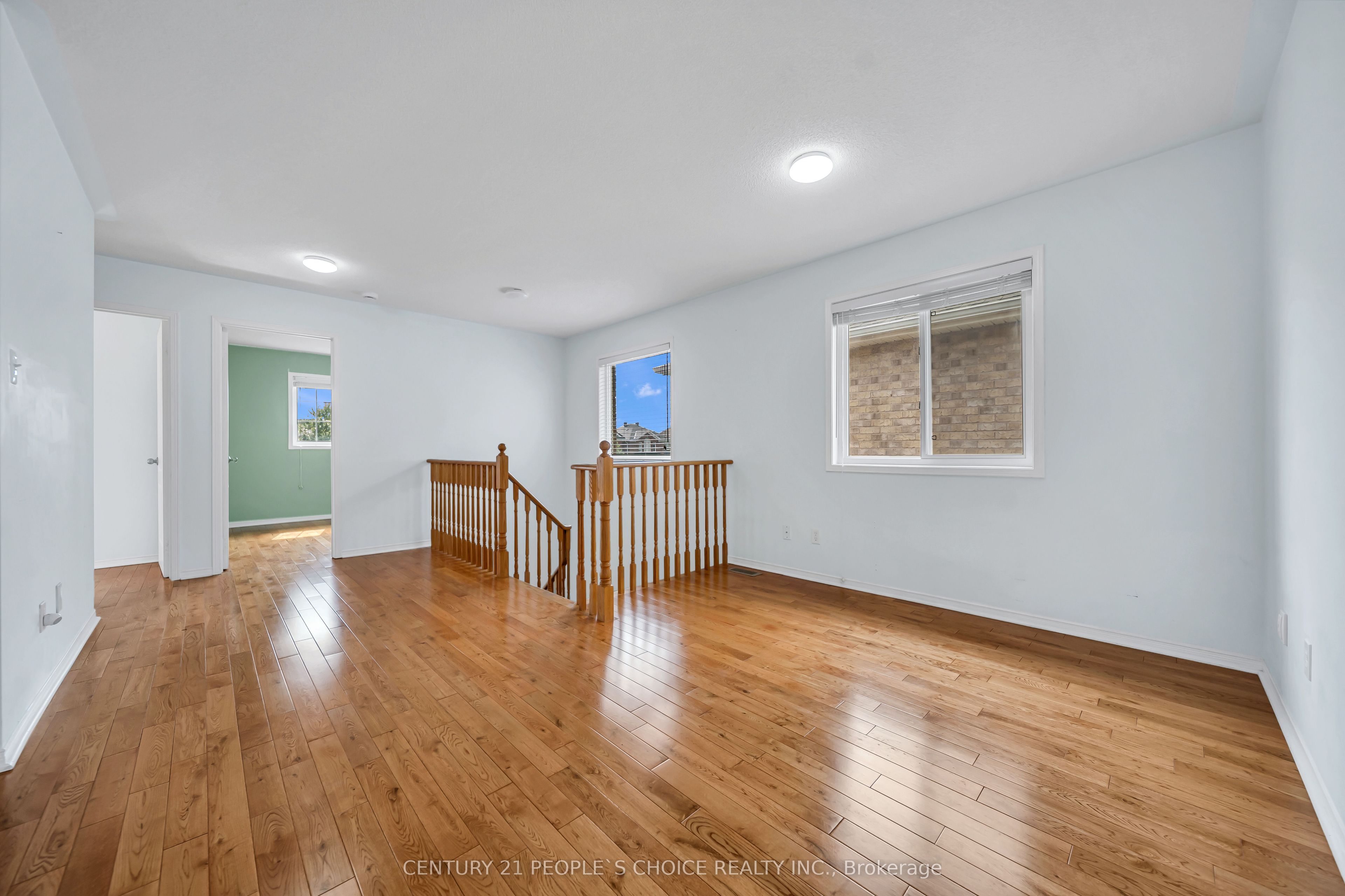 73 Crown Victoria Drive Property Photo 25