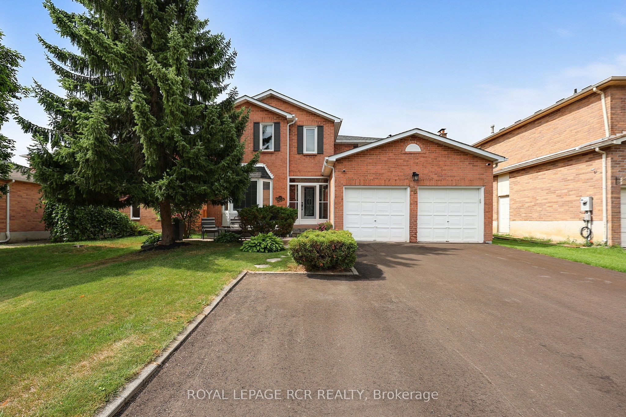 18 Mccabe Crescent Property Photo 2