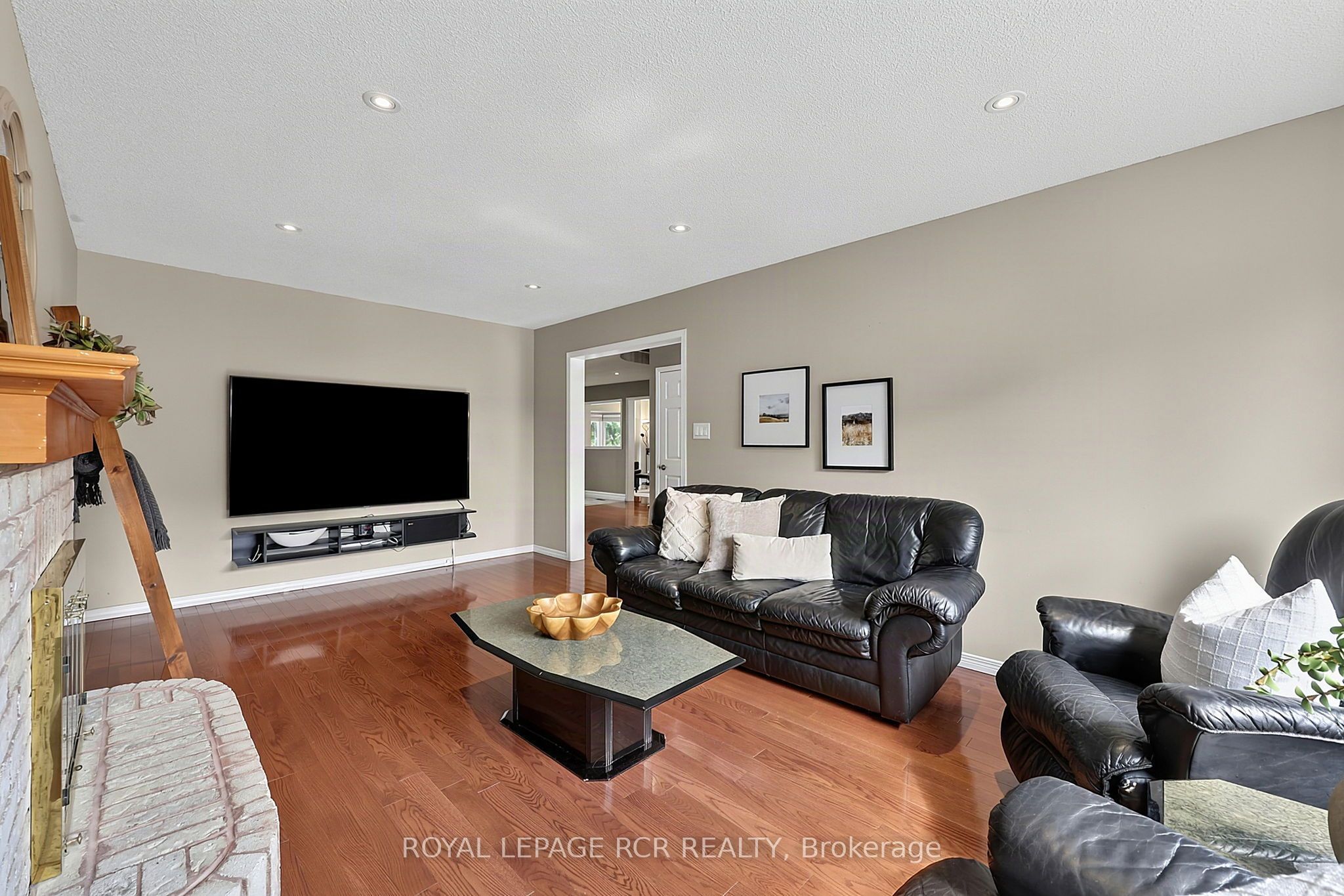 18 Mccabe Crescent Property Photo 10