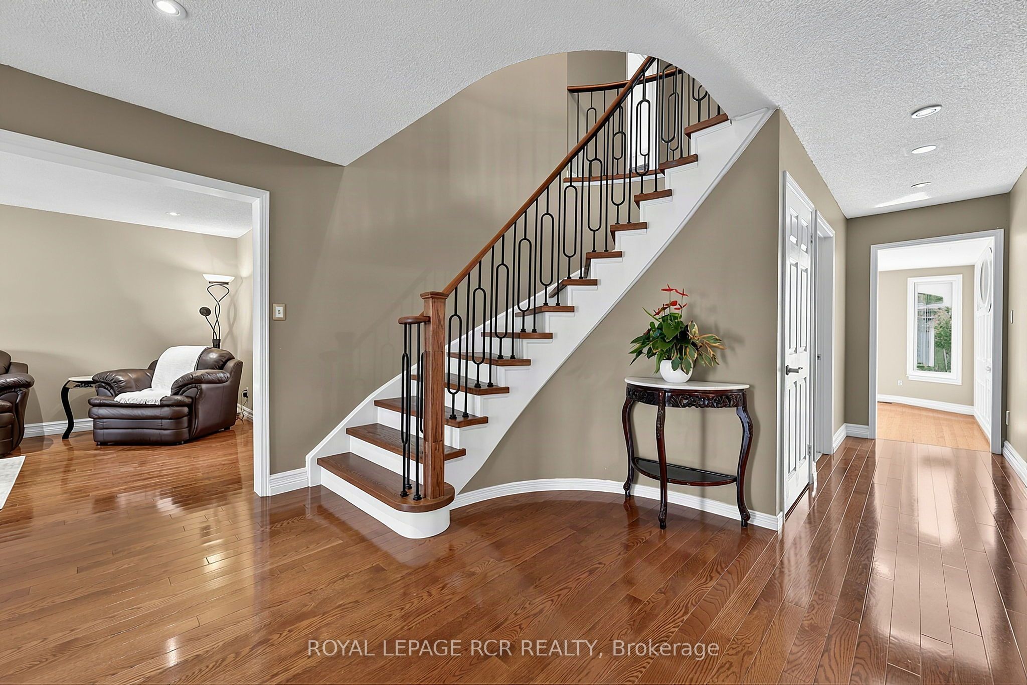 18 Mccabe Crescent Property Photo 18