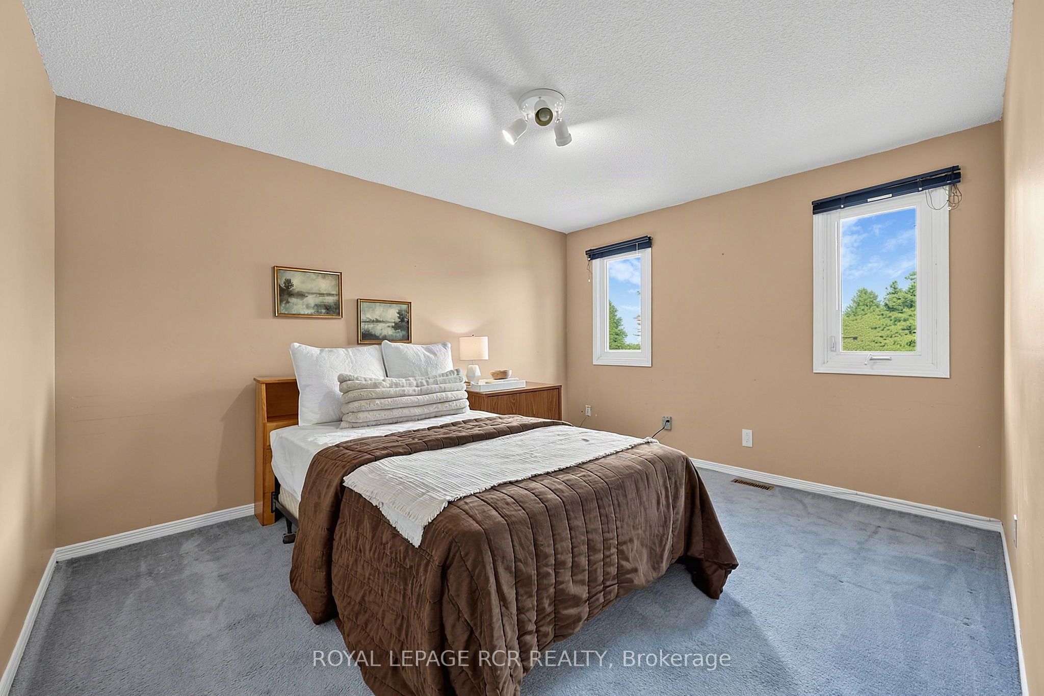 18 Mccabe Crescent Property Photo 23
