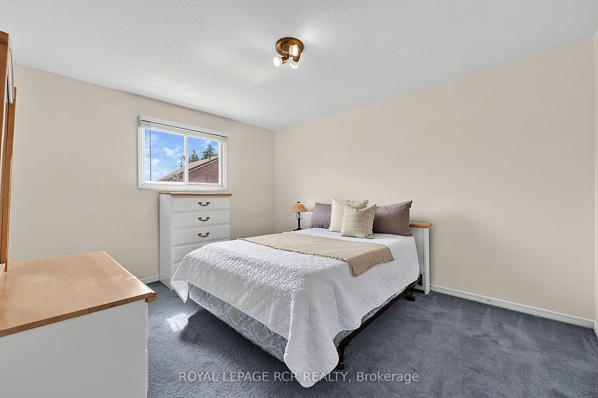 18 Mccabe Crescent Property Photo 24
