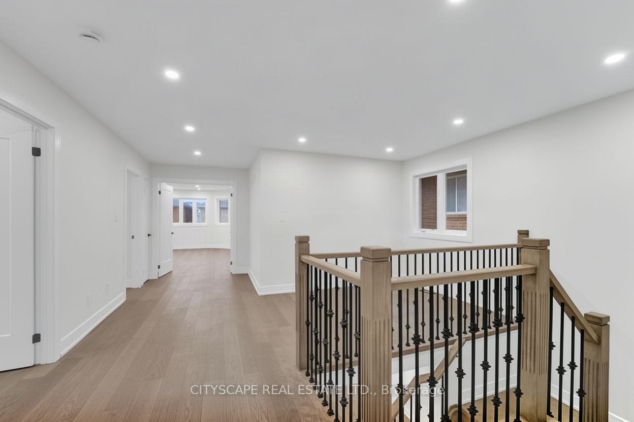 17 Ferncastle Crescent Property Photo 14