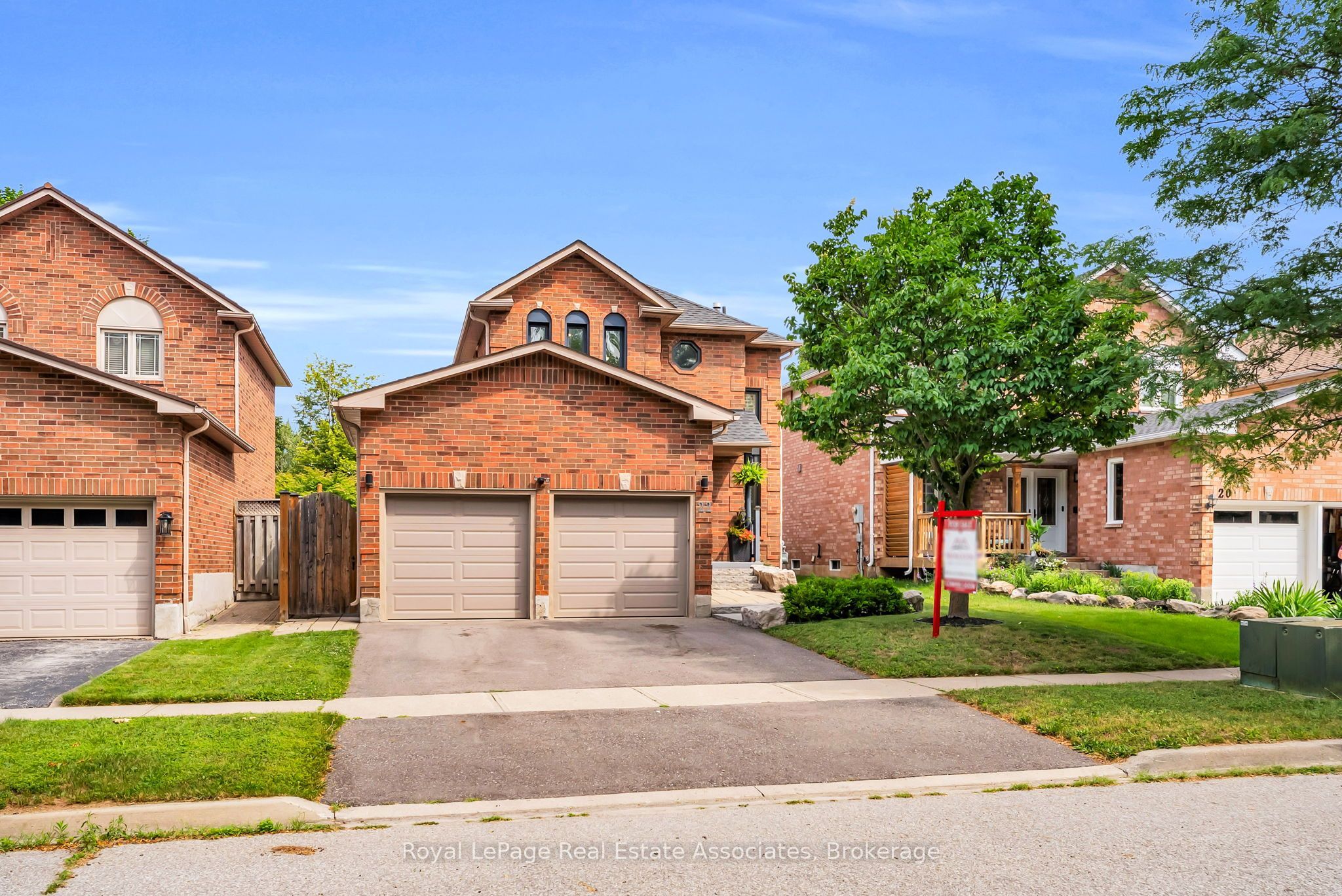 22 Mccullough Crescent Property Photo 1