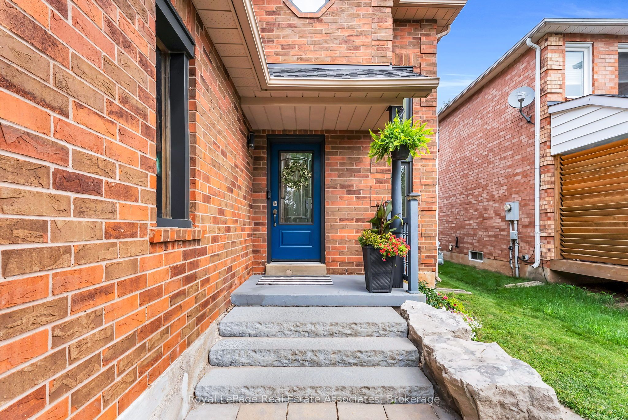 22 Mccullough Crescent Property Photo 3