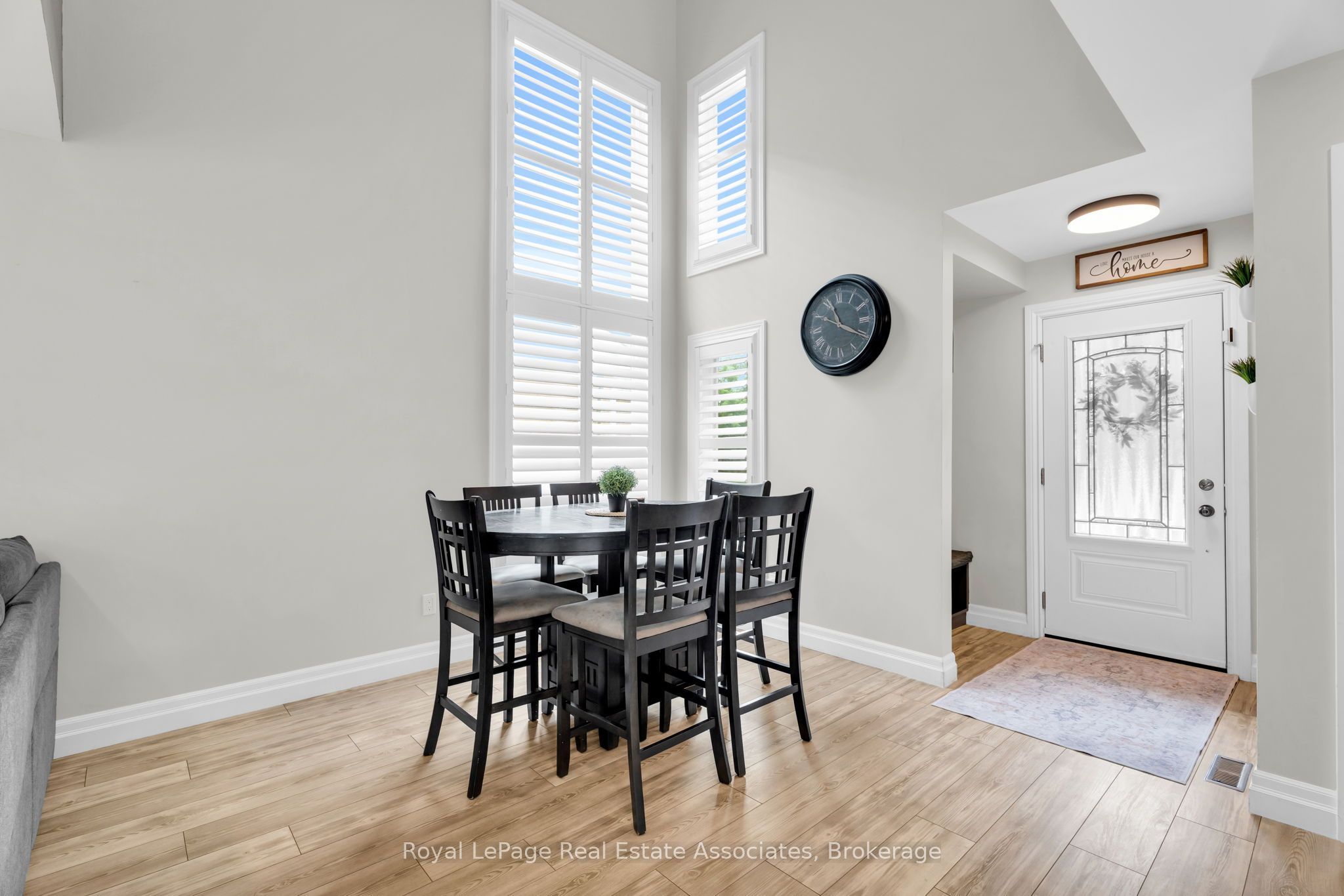22 Mccullough Crescent Property Photo 6