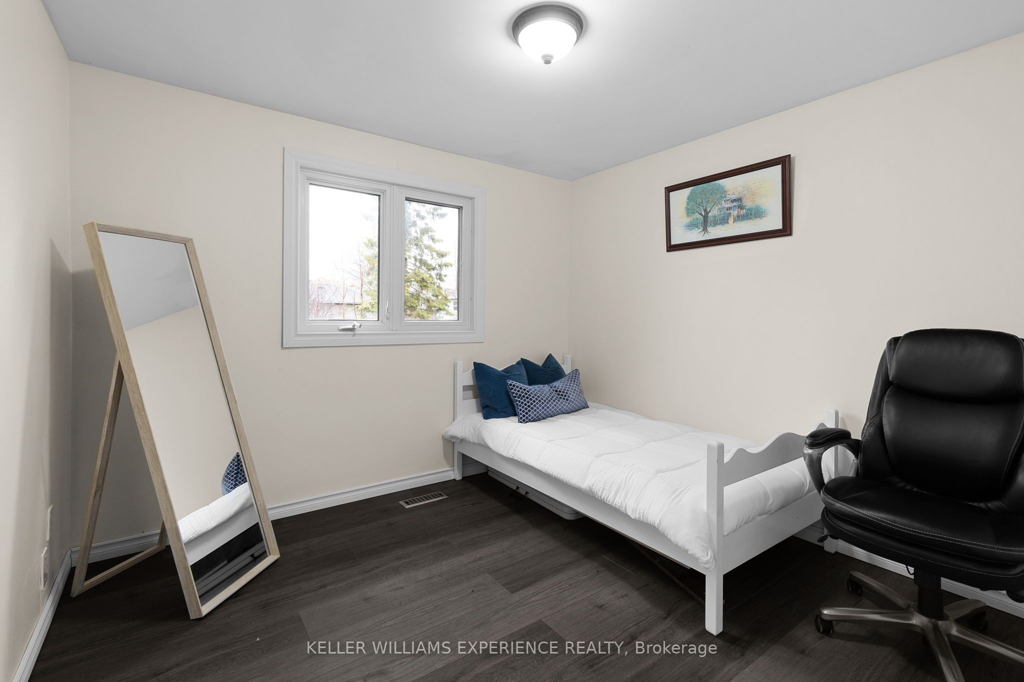 27 Rustic Crescent Property Photo 17