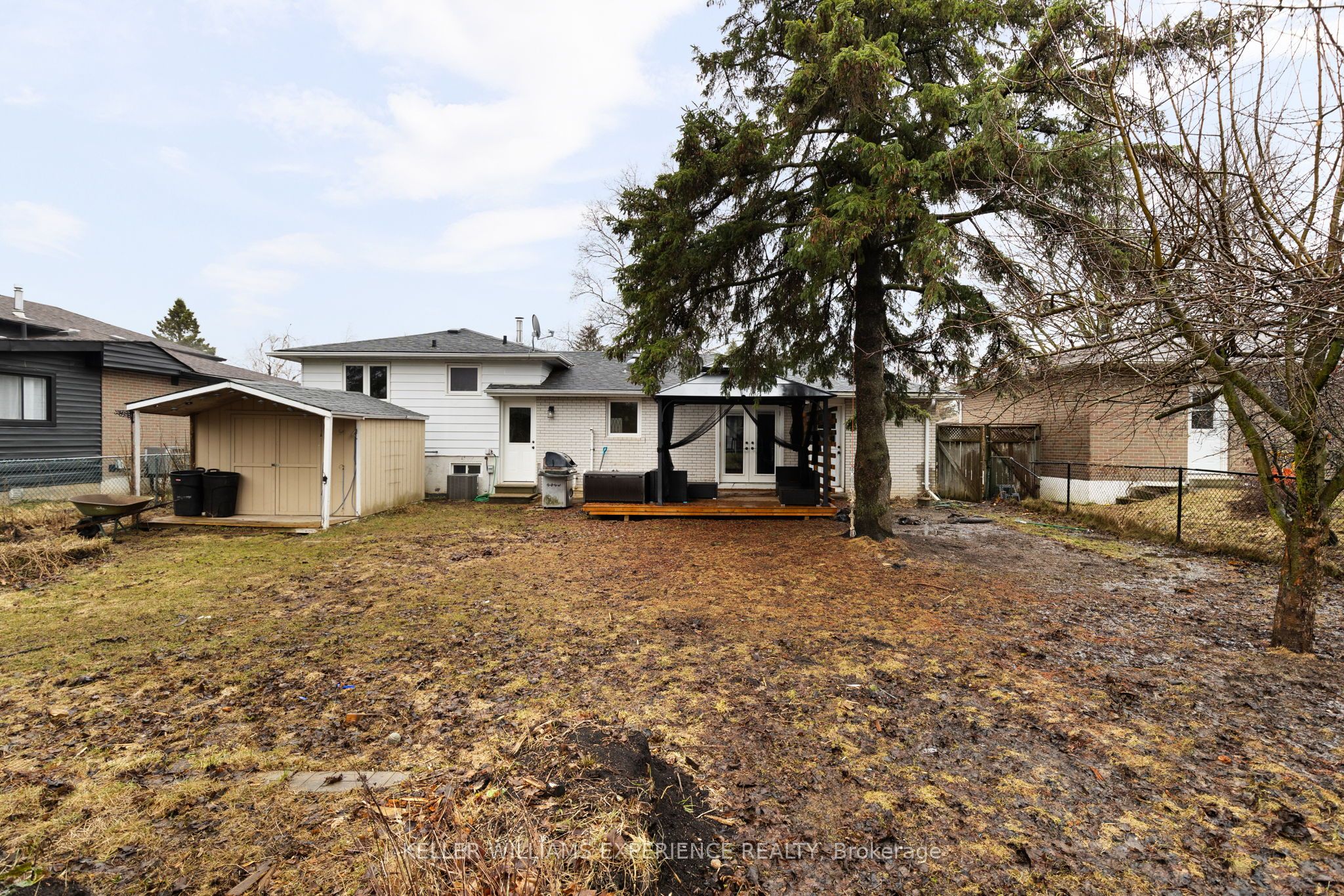 27 Rustic Crescent Property Photo 22