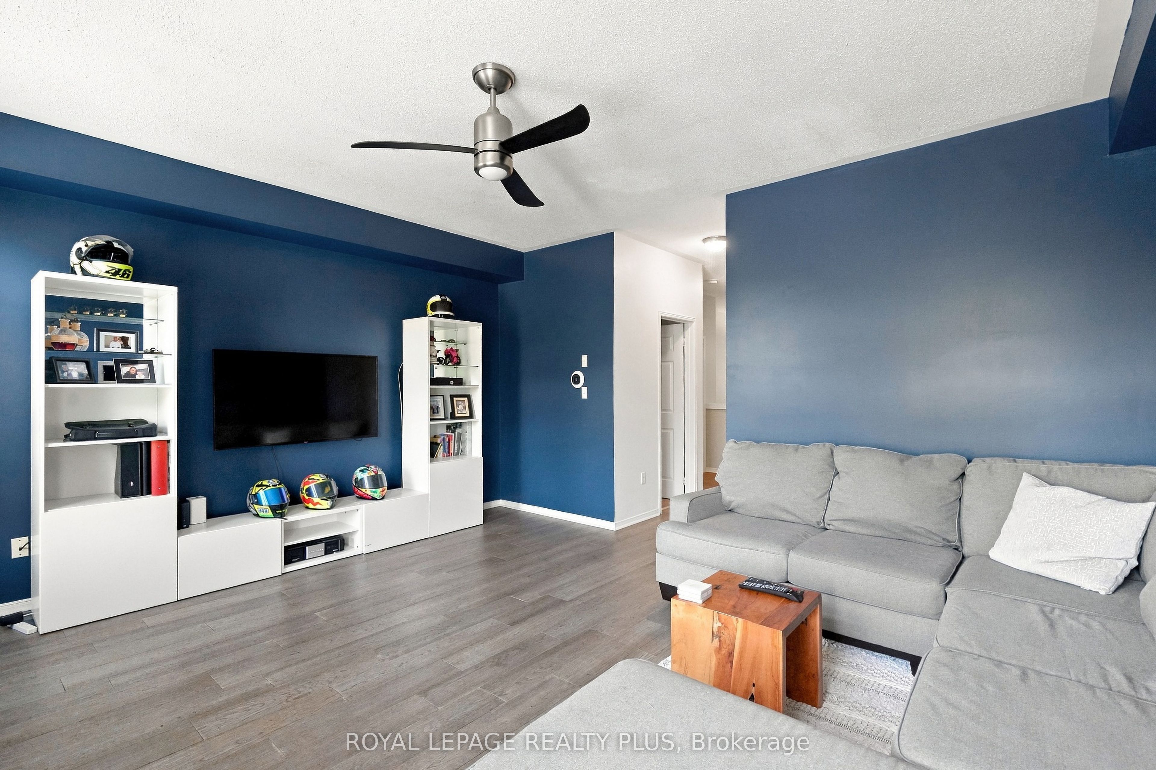 2333 Sutton Drive Property Photo 13