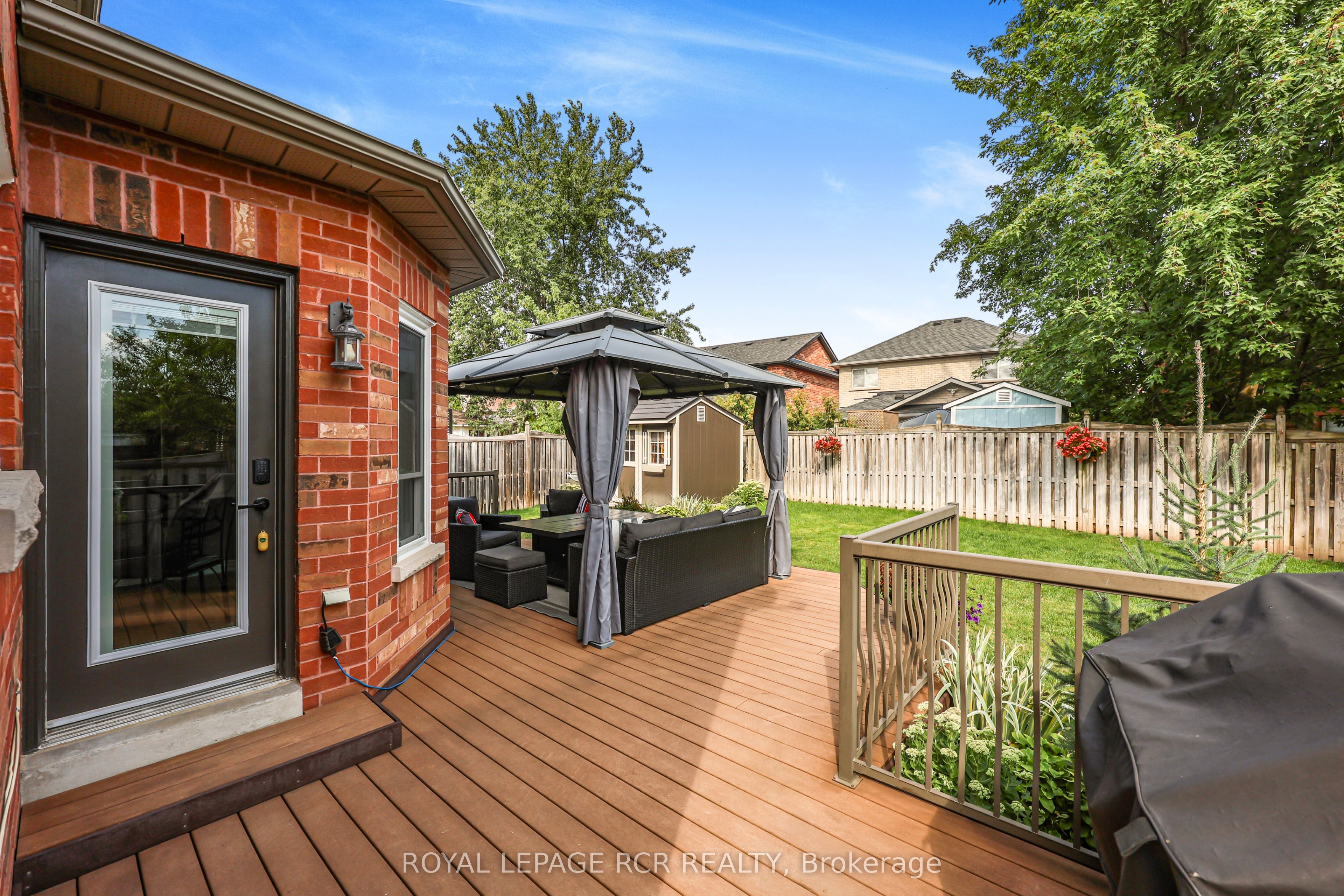 46 Cross Country Boulevard Property Photo 37