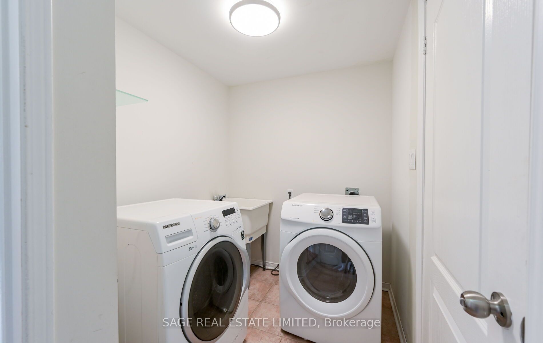 6 Fairhill Avenue Property Photo 14