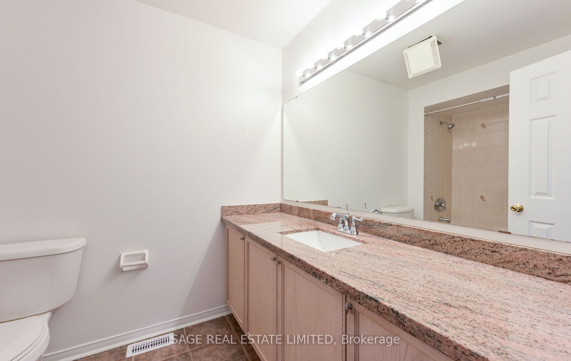 6 Fairhill Avenue Property Photo 28