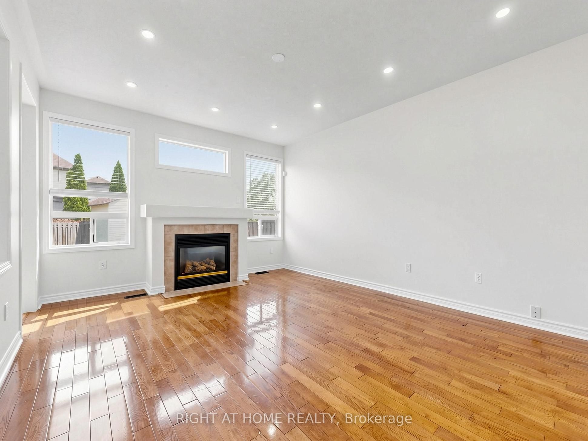 5817 Whitehorn Avenue Property Photo 10
