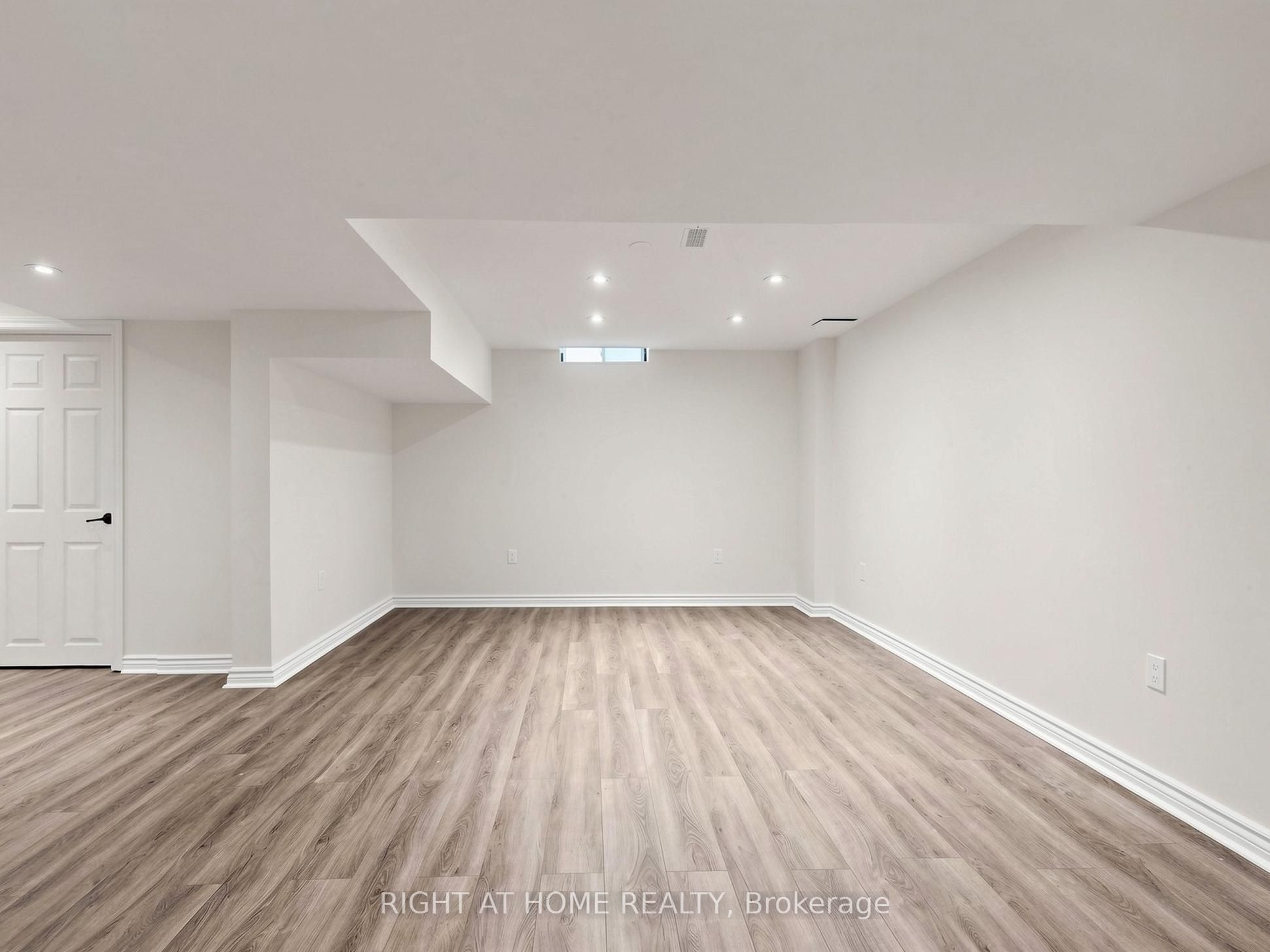 5817 Whitehorn Avenue Property Photo 35