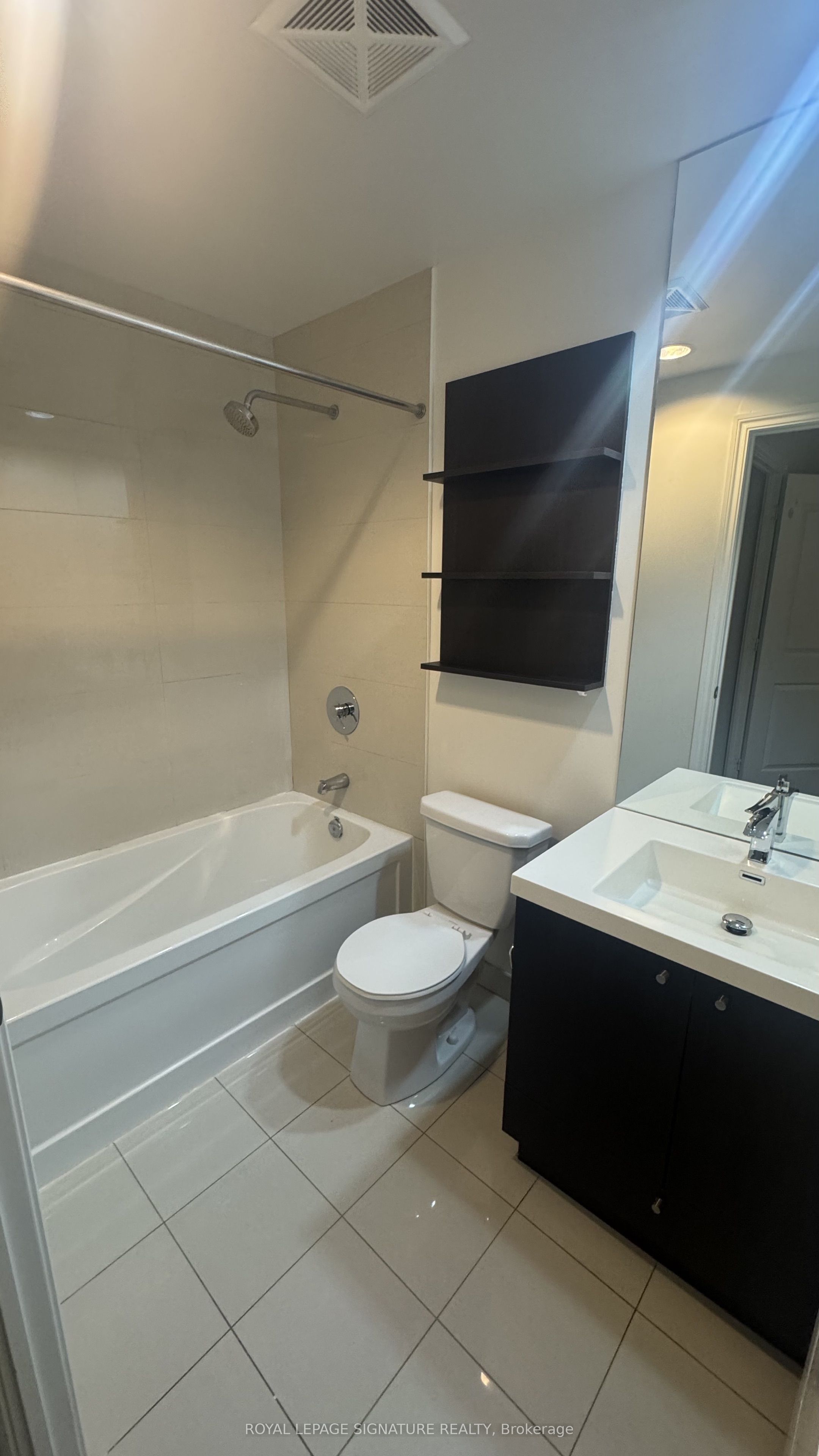 80 Marine Parade Drive 430 Property Photo 6