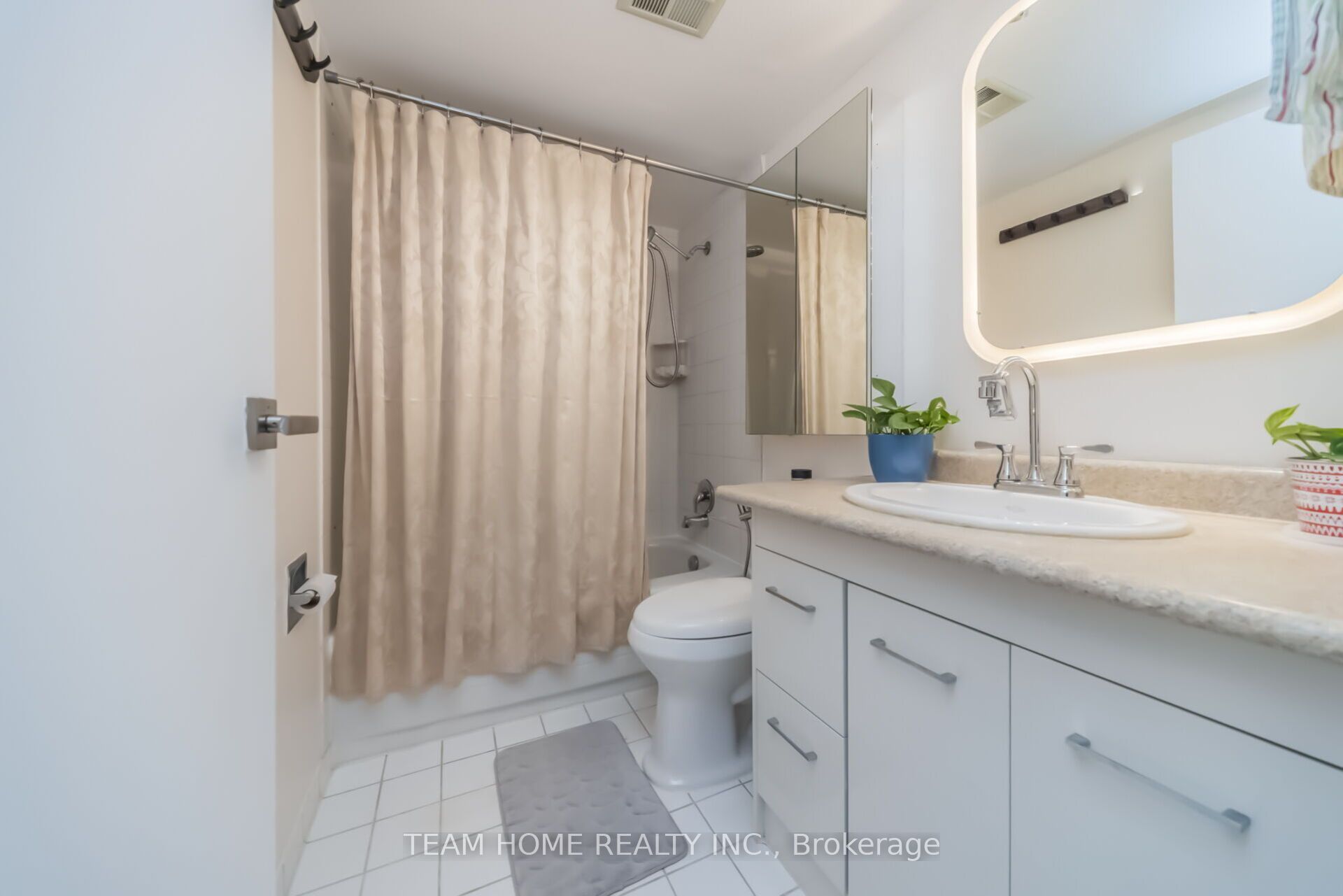 300 Webb Drive 604 Property Photo 34