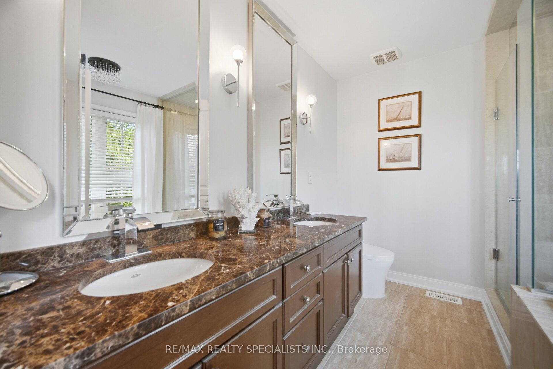 308 Mortimer Crescent Property Photo 14