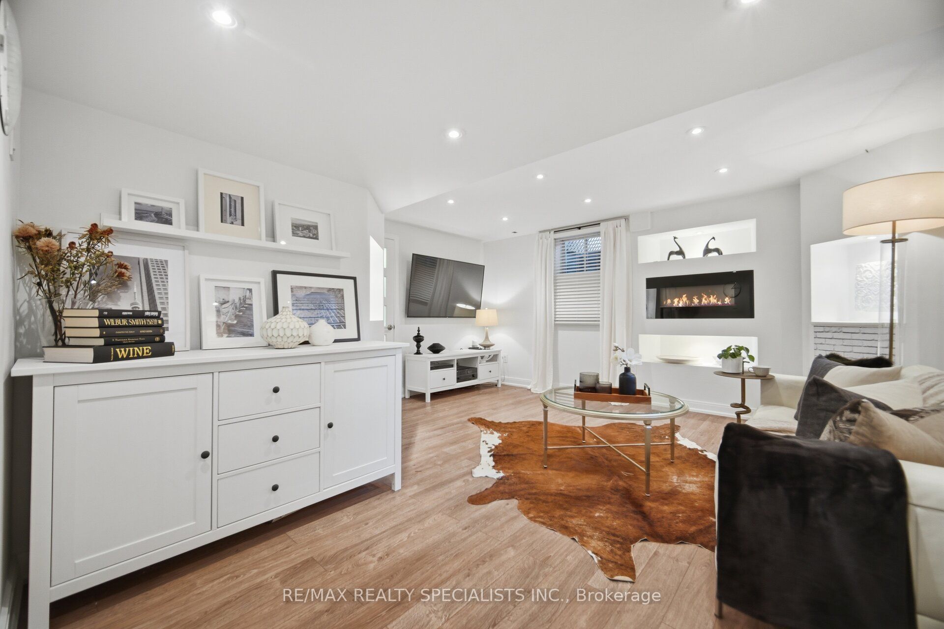 308 Mortimer Crescent Property Photo 20