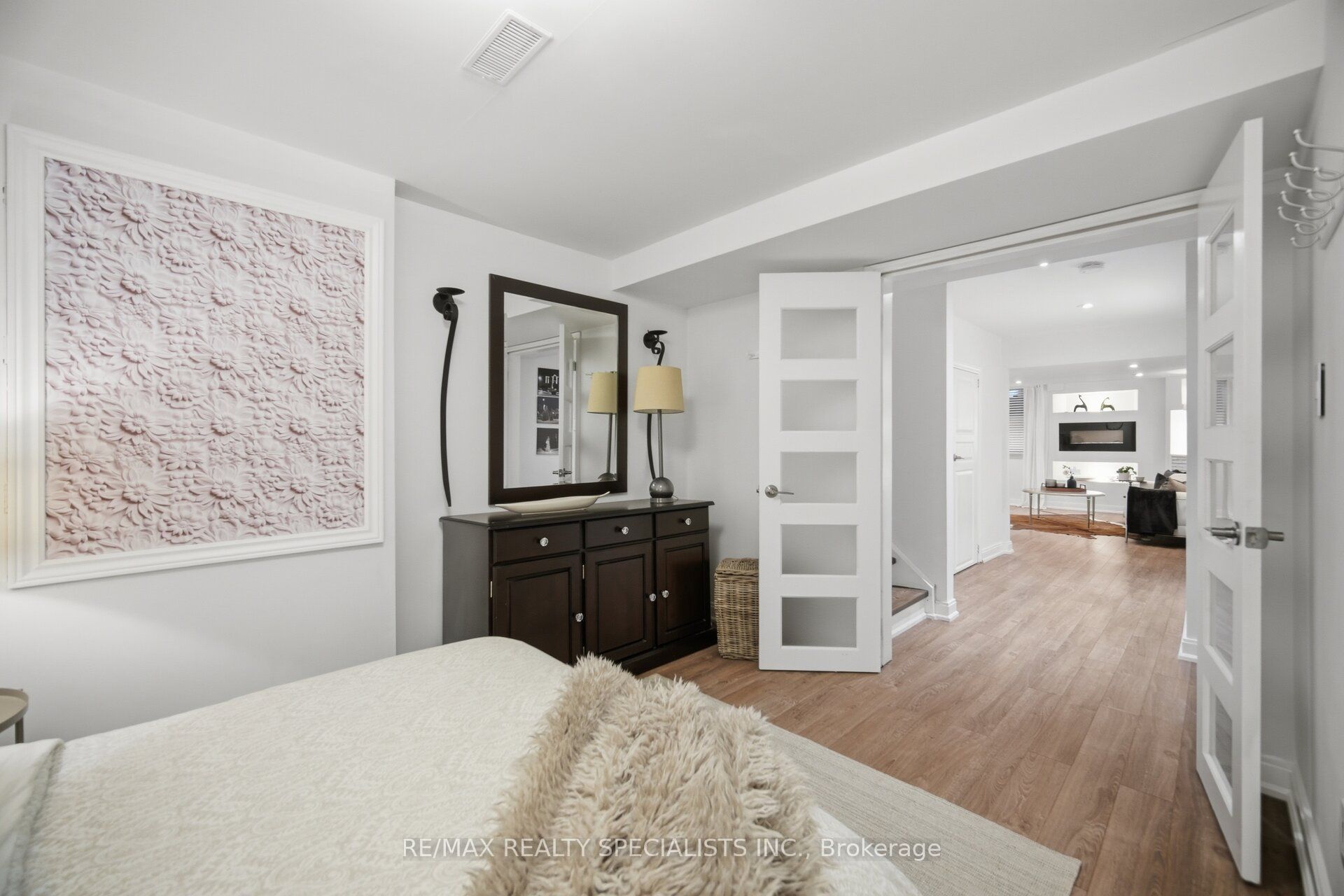 308 Mortimer Crescent Property Photo 22