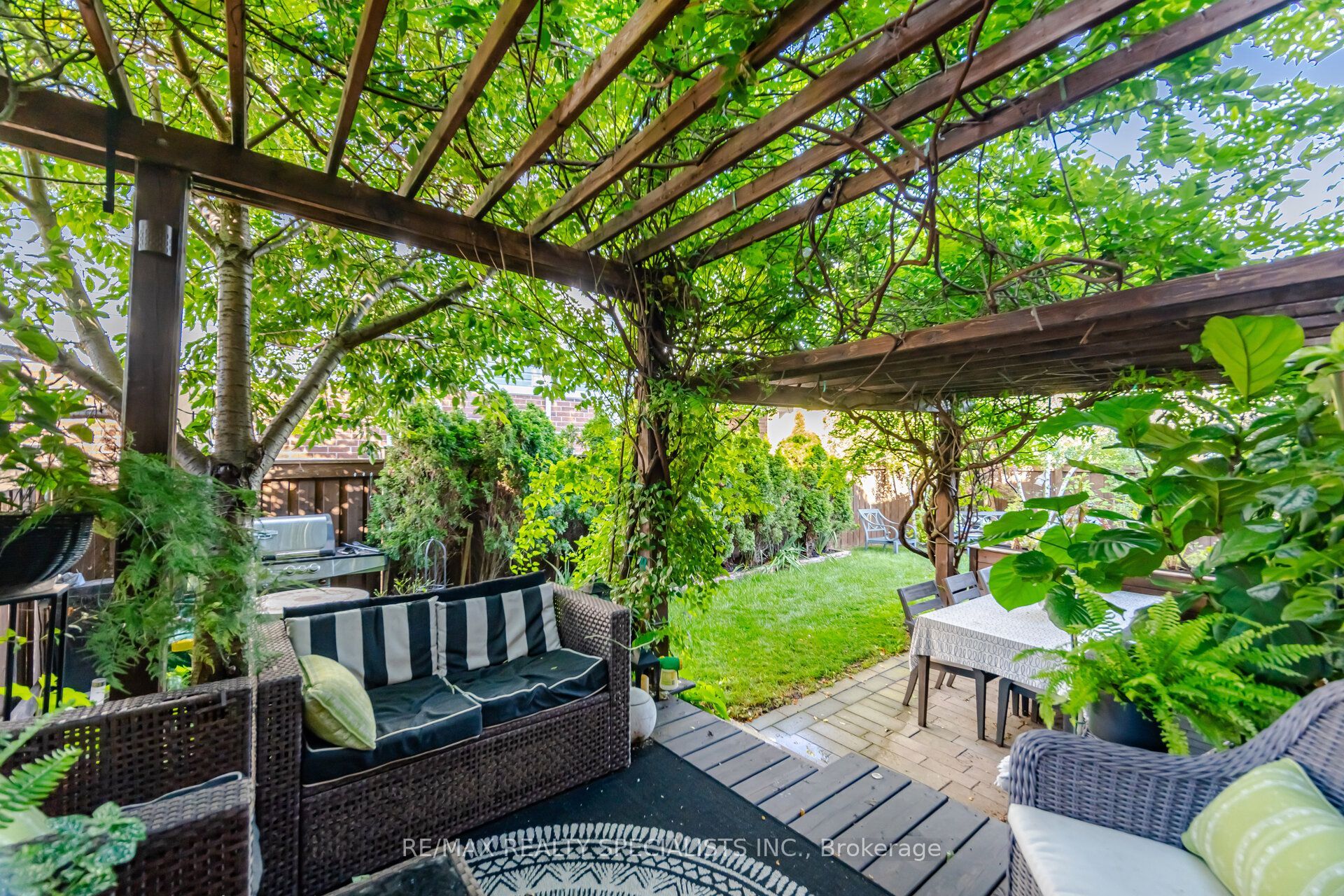 308 Mortimer Crescent Property Photo 26
