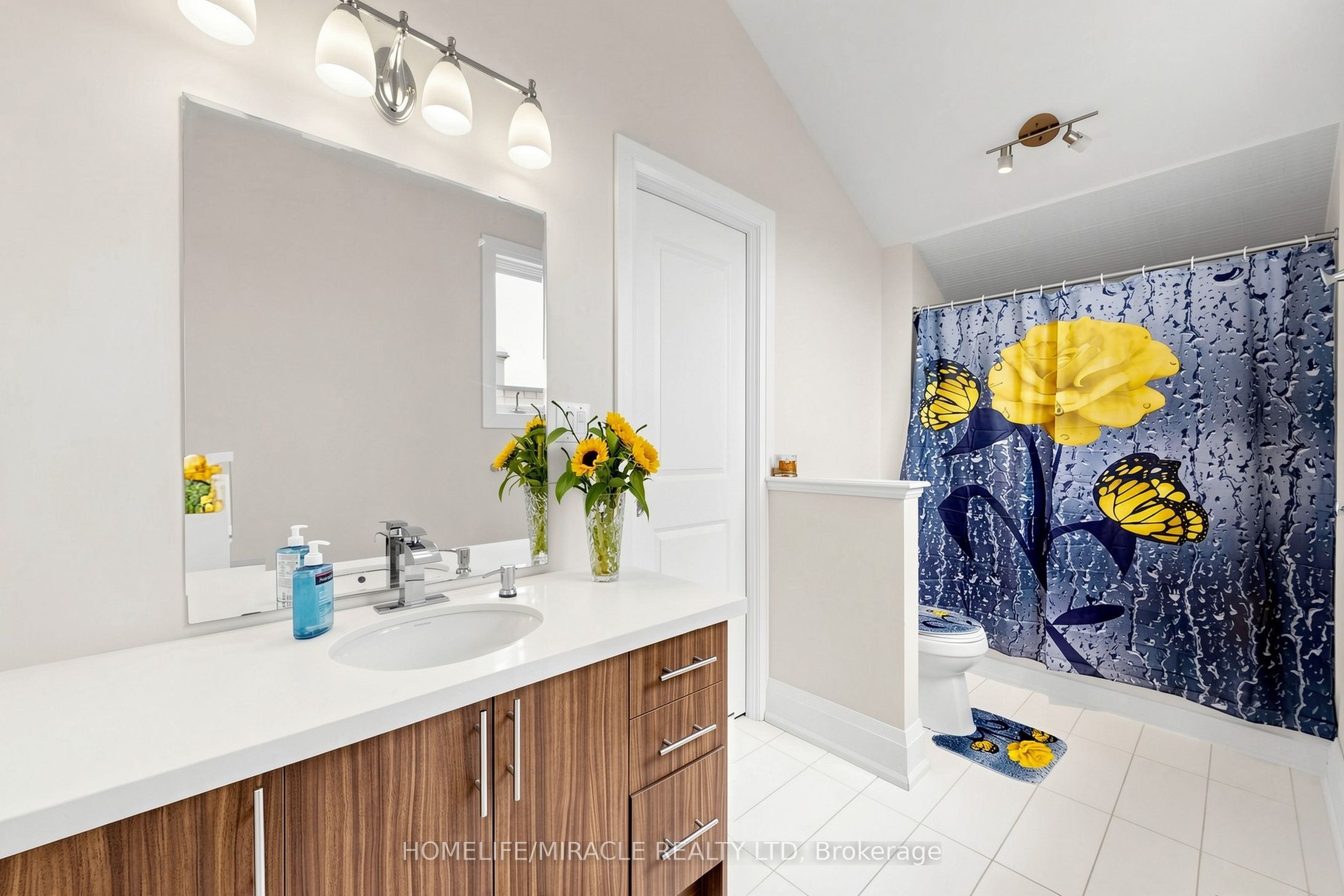477 Savoline Boulevard Property Photo 32