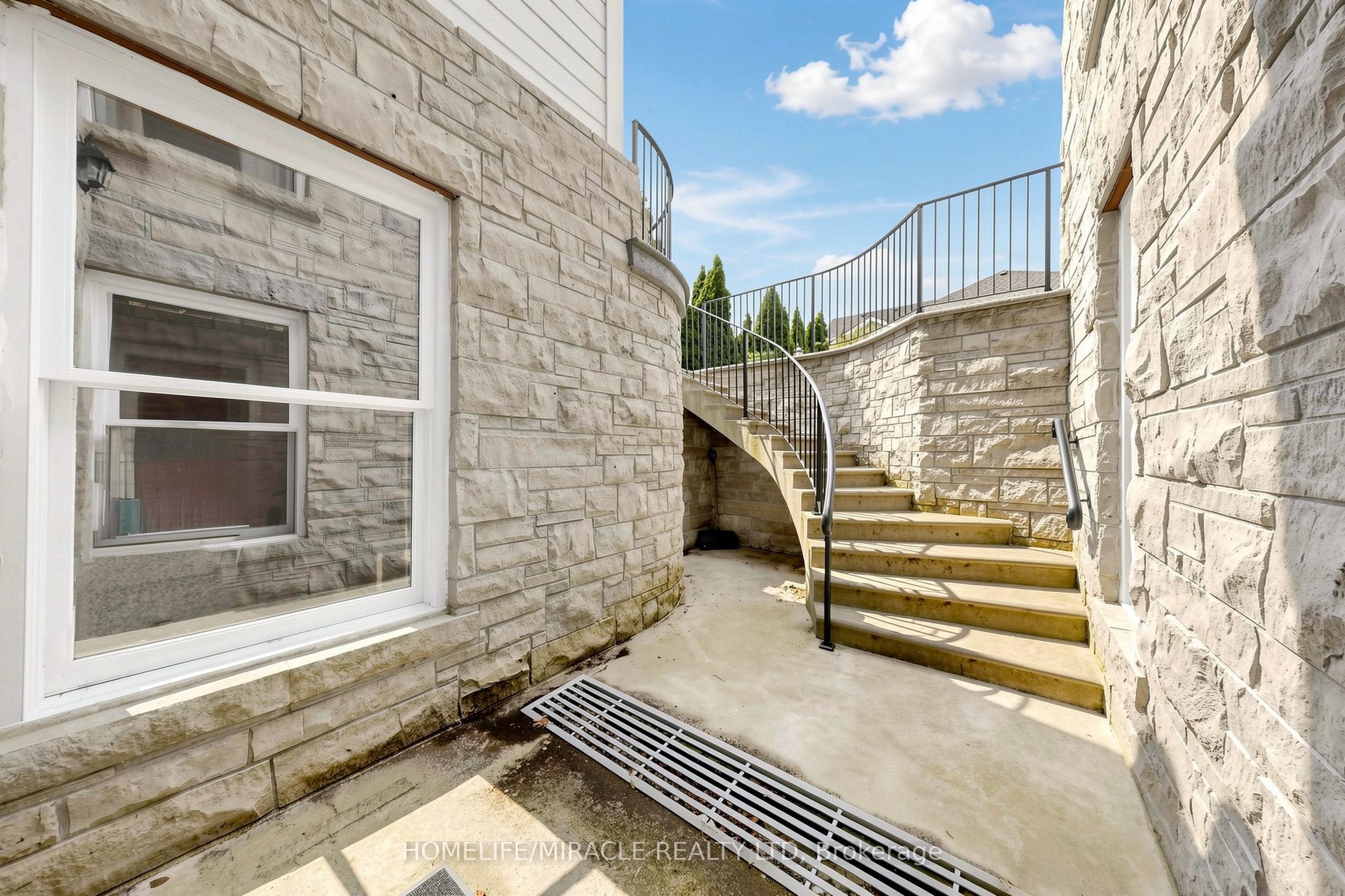 477 Savoline Boulevard Property Photo 43