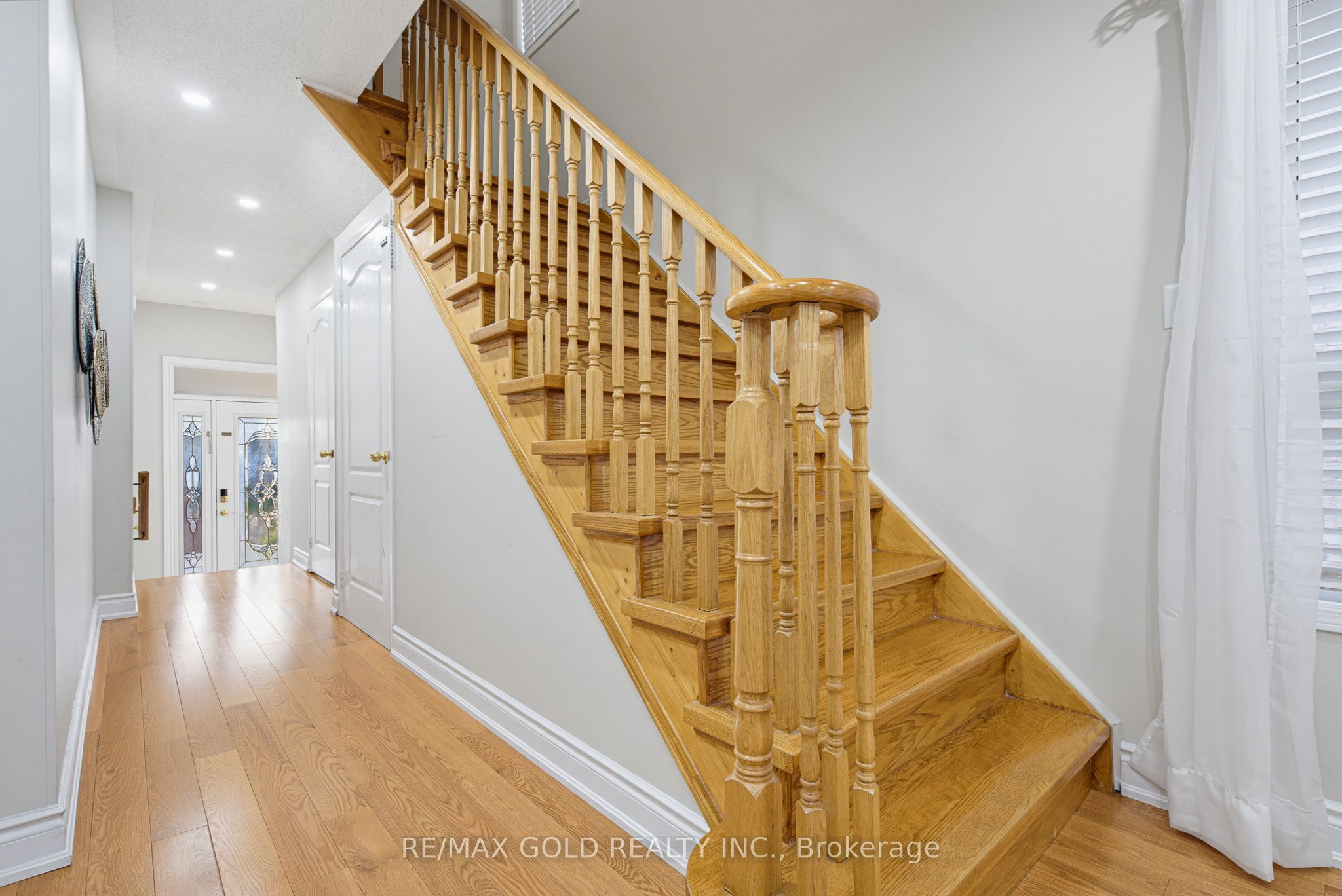 46 Sand Cherry Crescent Property Photo 2