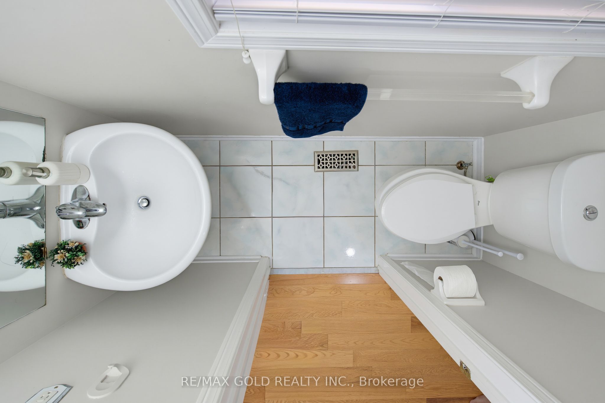 46 Sand Cherry Crescent Property Photo 3