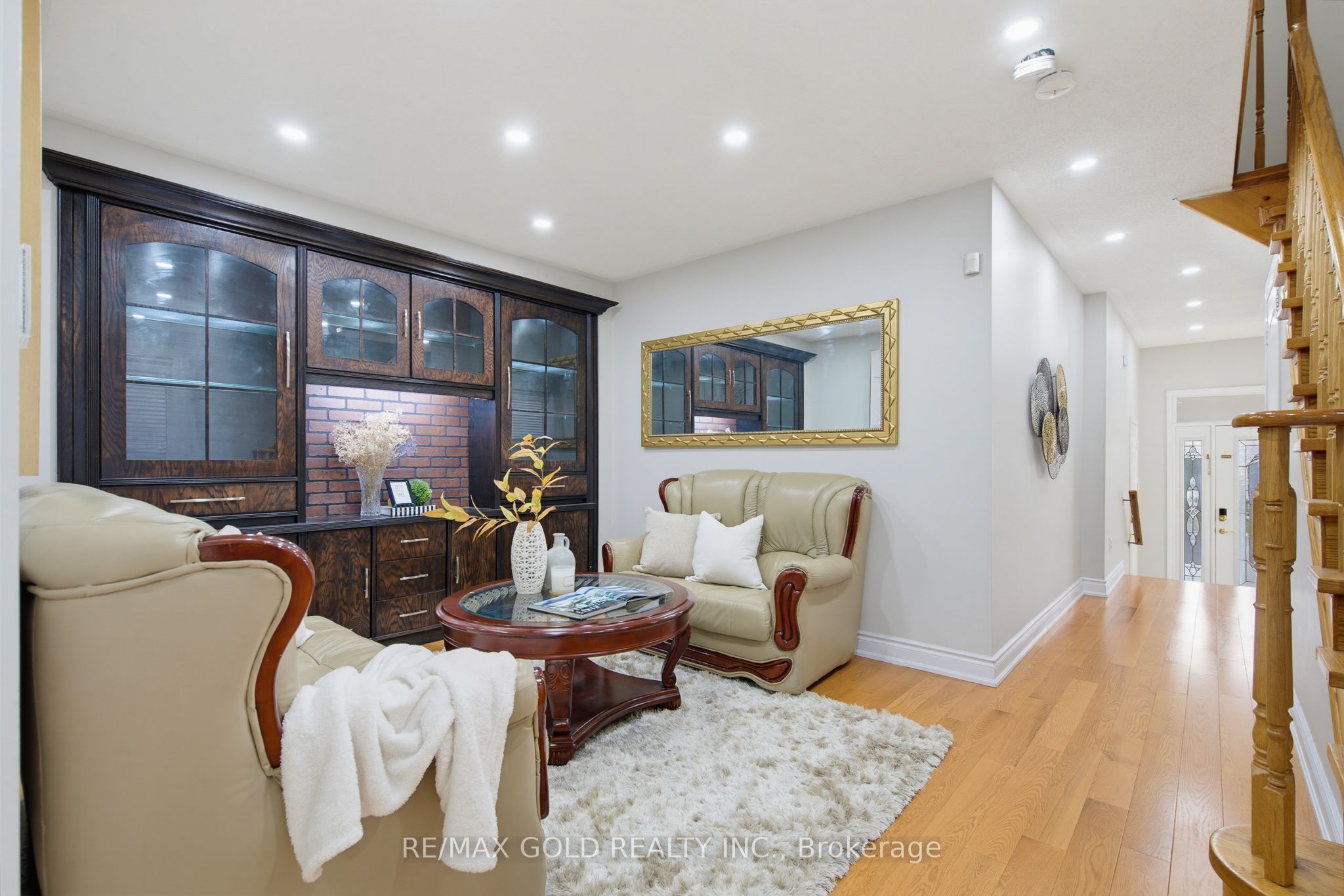46 Sand Cherry Crescent Property Photo 5