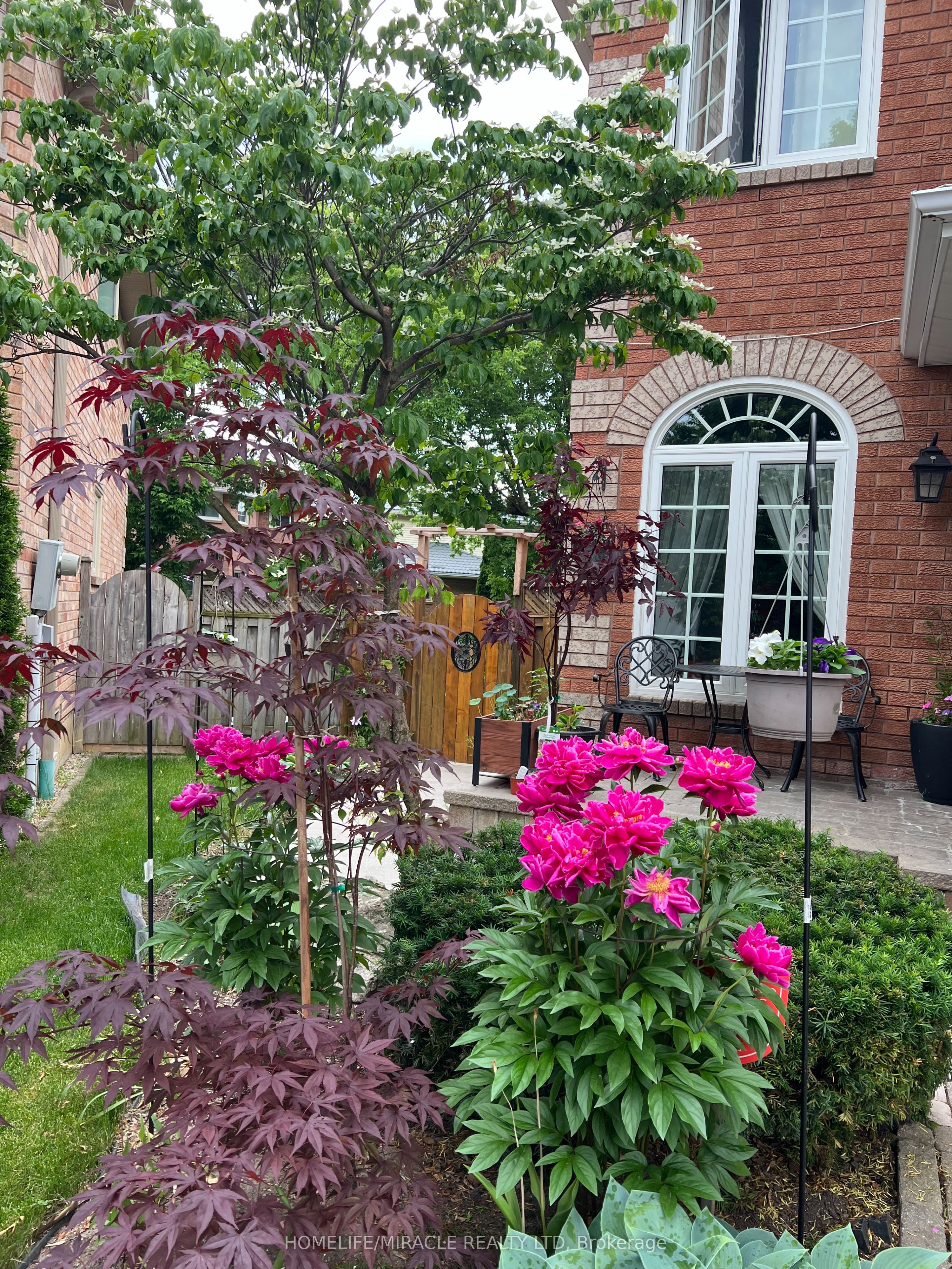 5522 Fleur-de-lis Court Property Photo 4