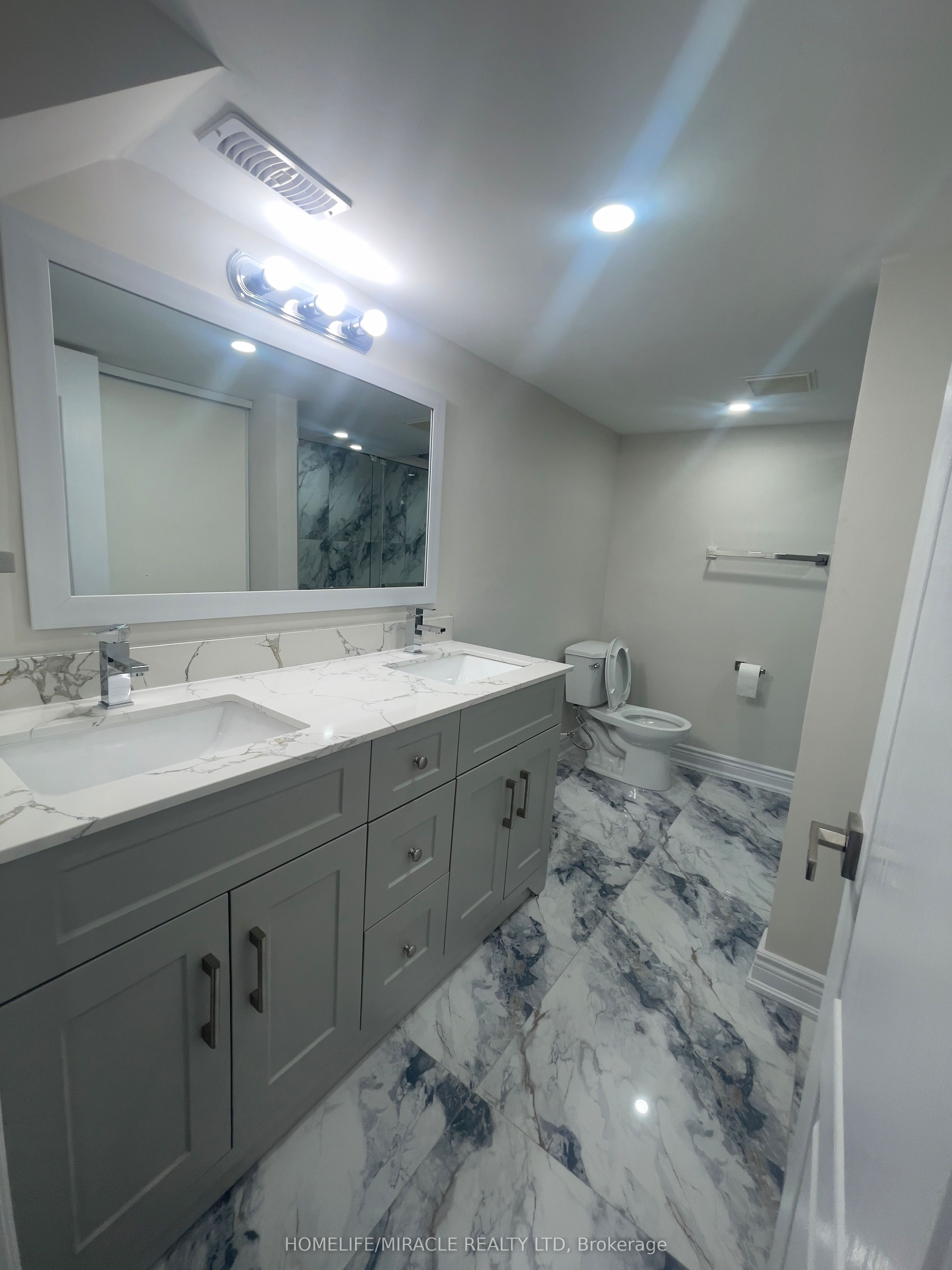 5522 Fleur-de-lis Court Property Photo 13