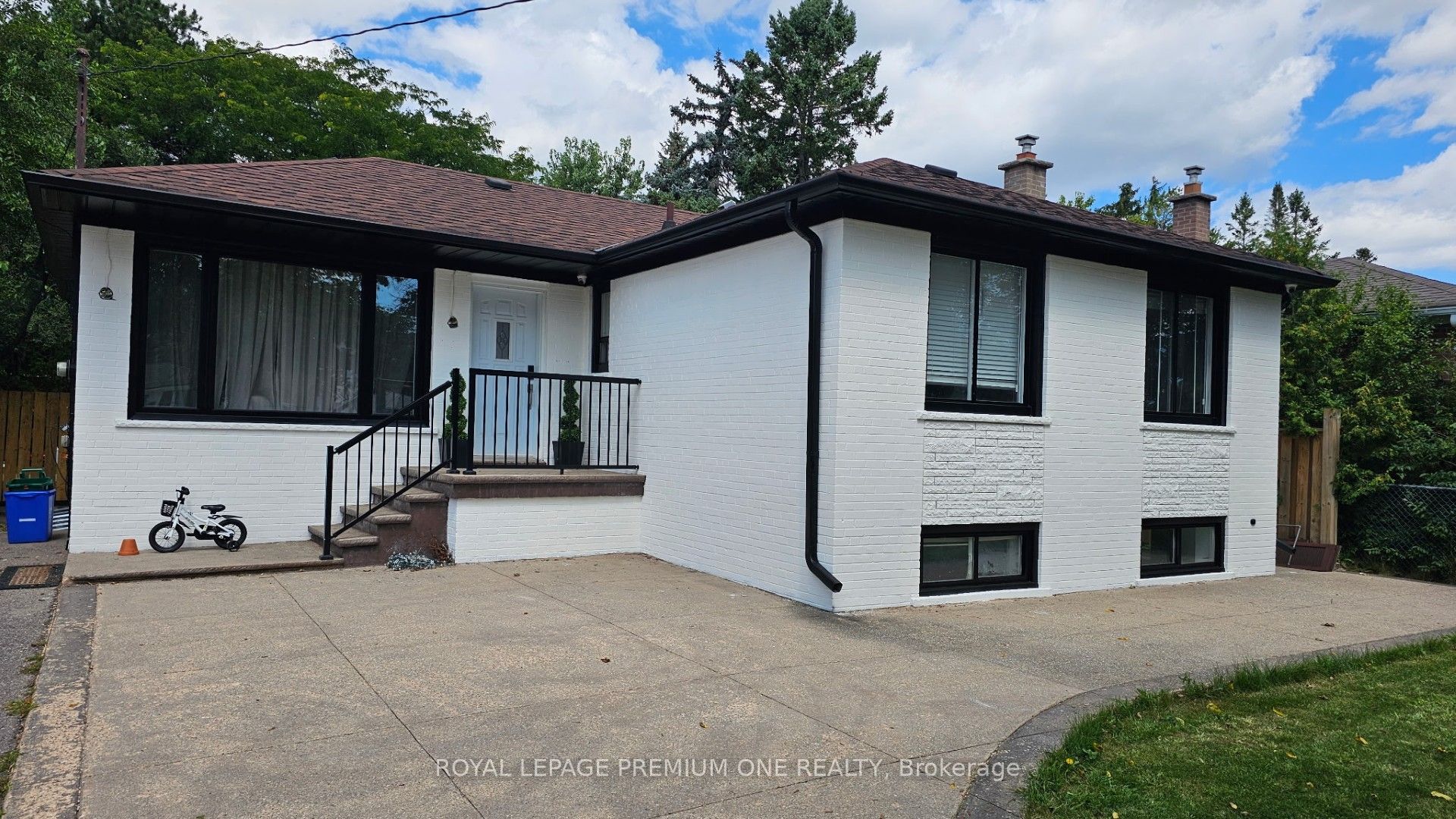 2085 Bridge Road Basement Property Photo 1