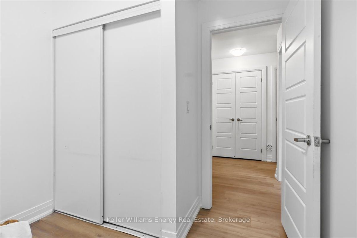 721 Lawrence Avenue W 65 Property Photo 23