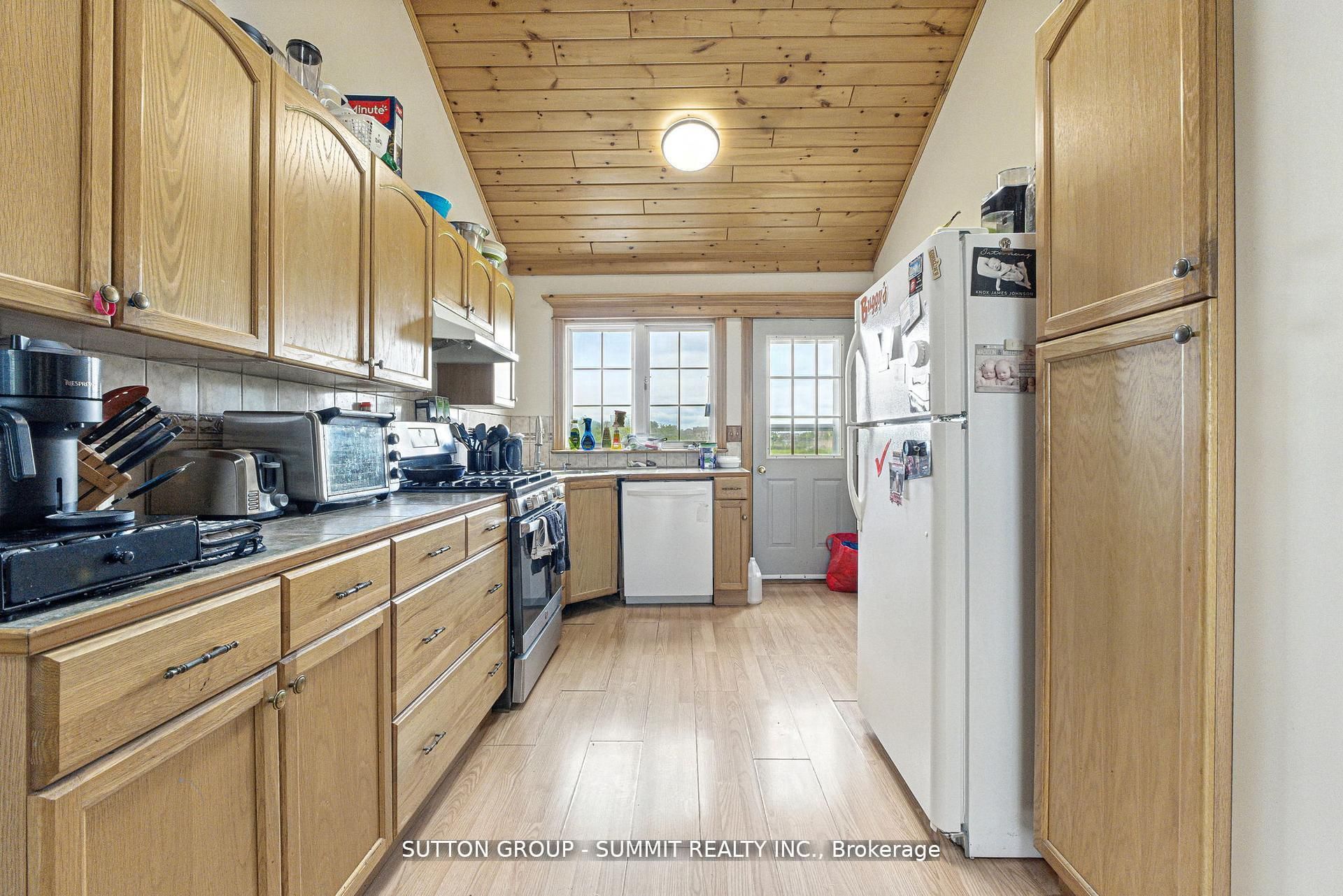 8555 Heritage Road Property Photo 5