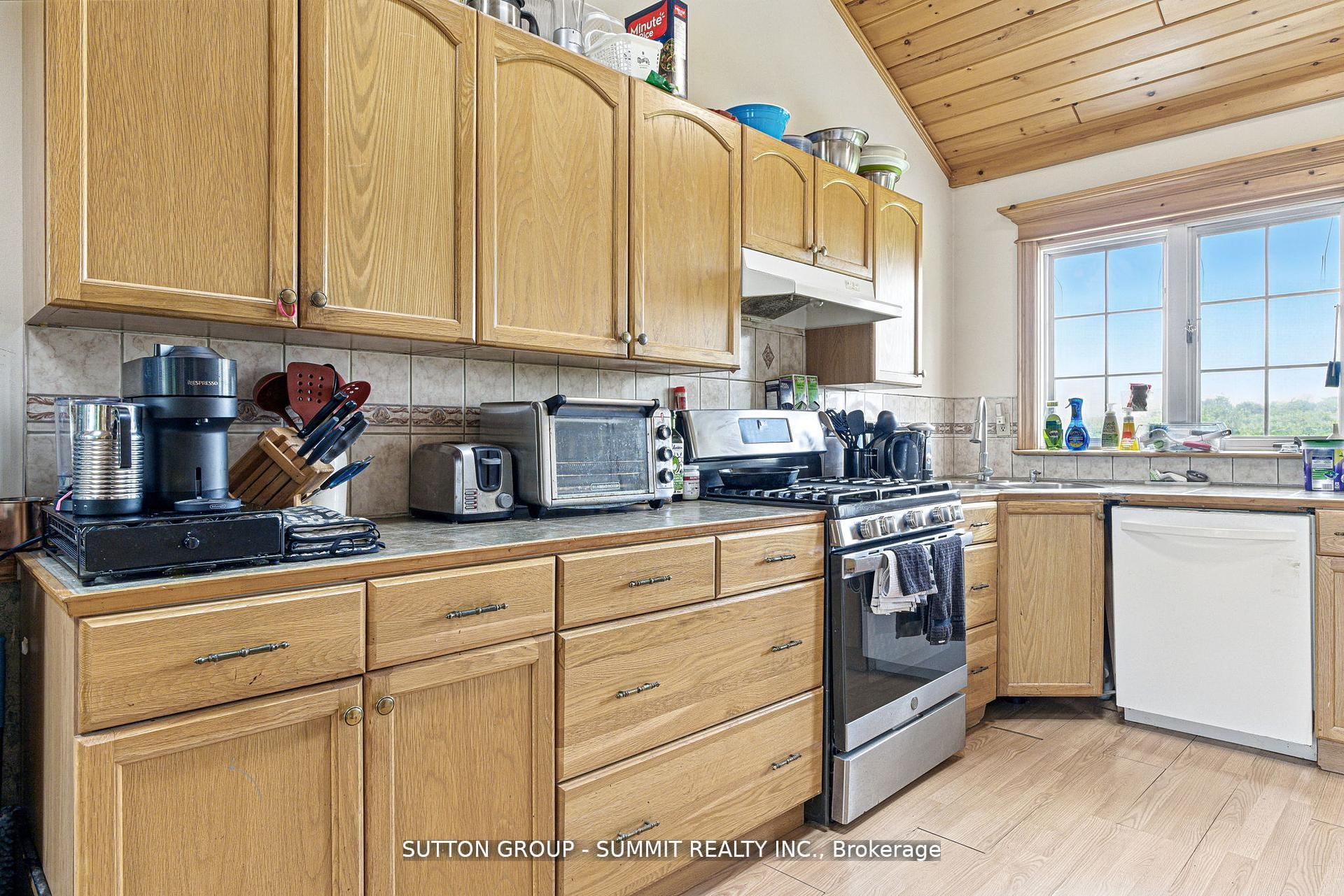 8555 Heritage Road Property Photo 25