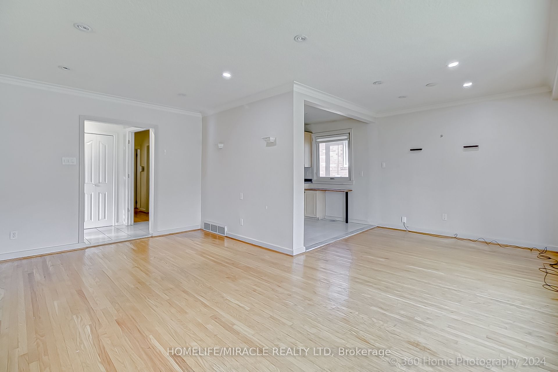 30 Fallowfield Road Property Photo 5
