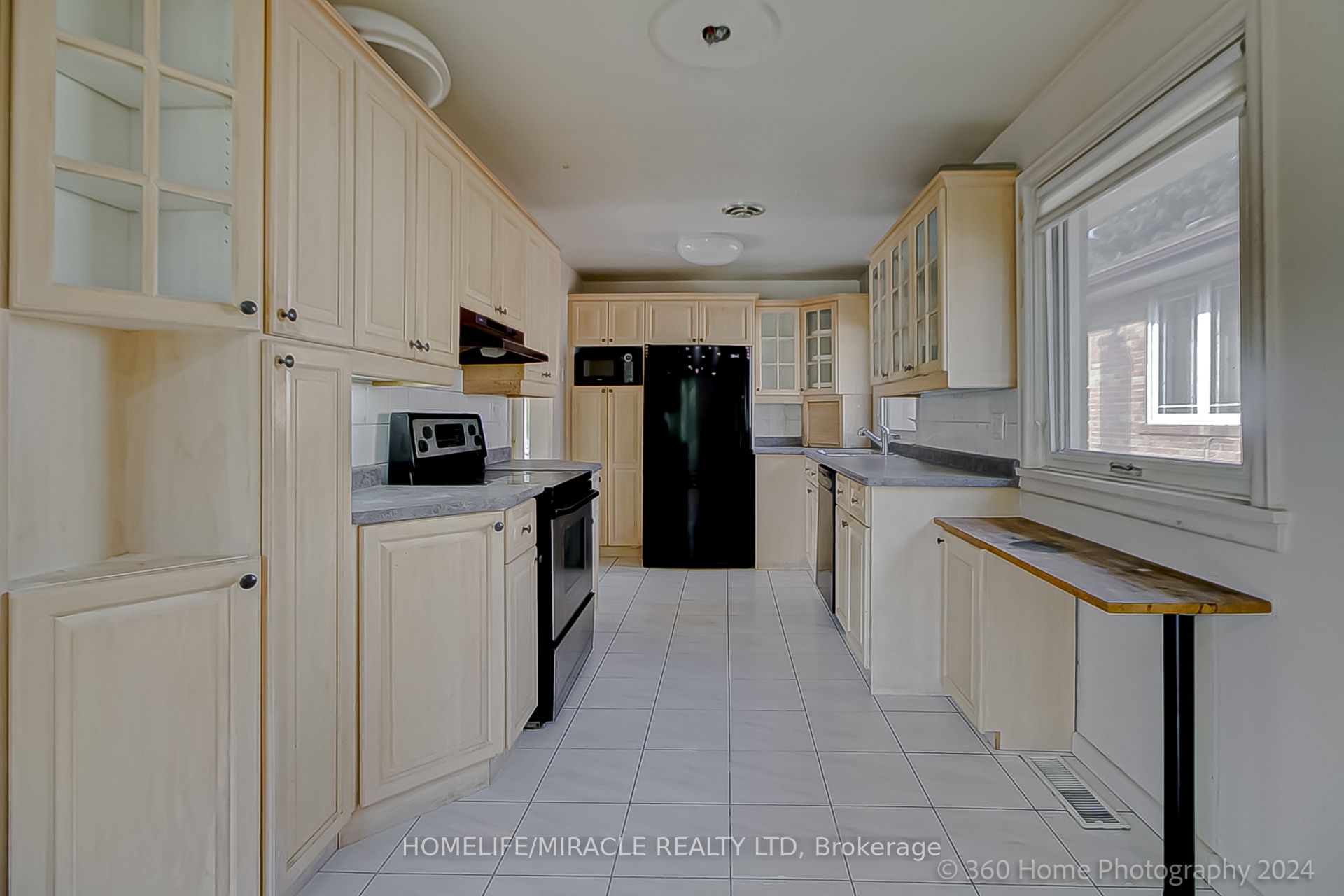30 Fallowfield Road Property Photo 7