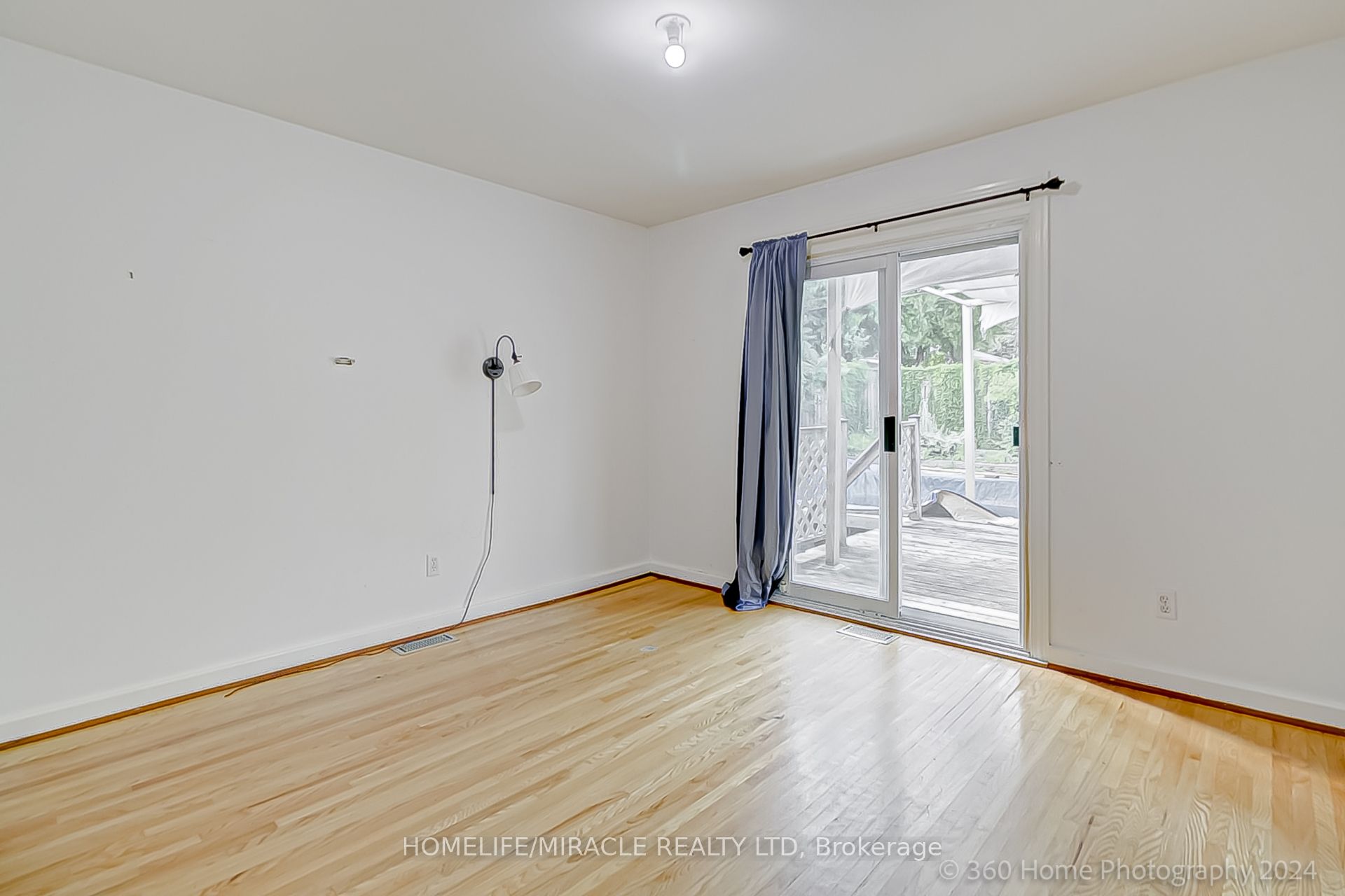 30 Fallowfield Road Property Photo 10