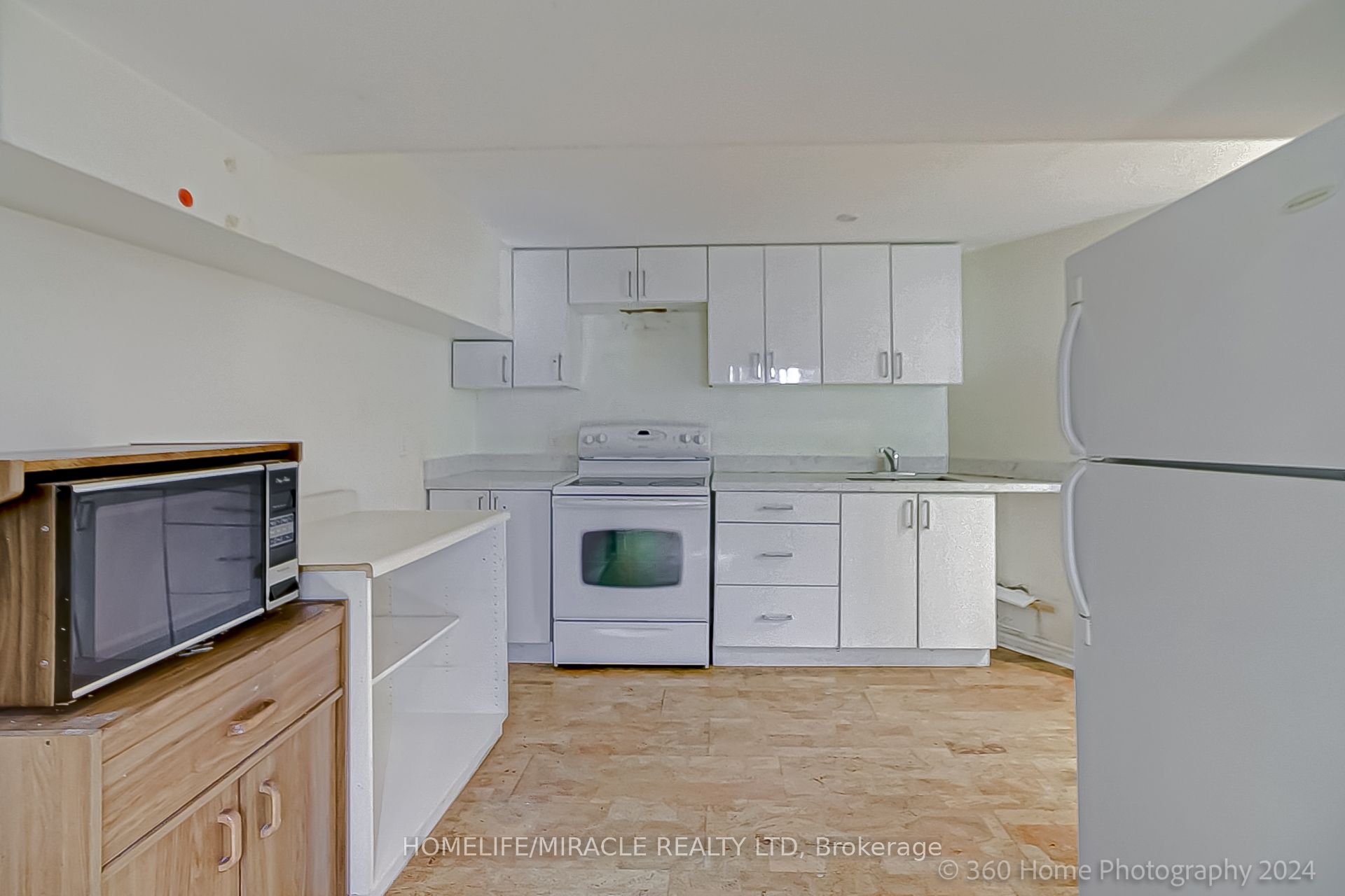 30 Fallowfield Road Property Photo 15