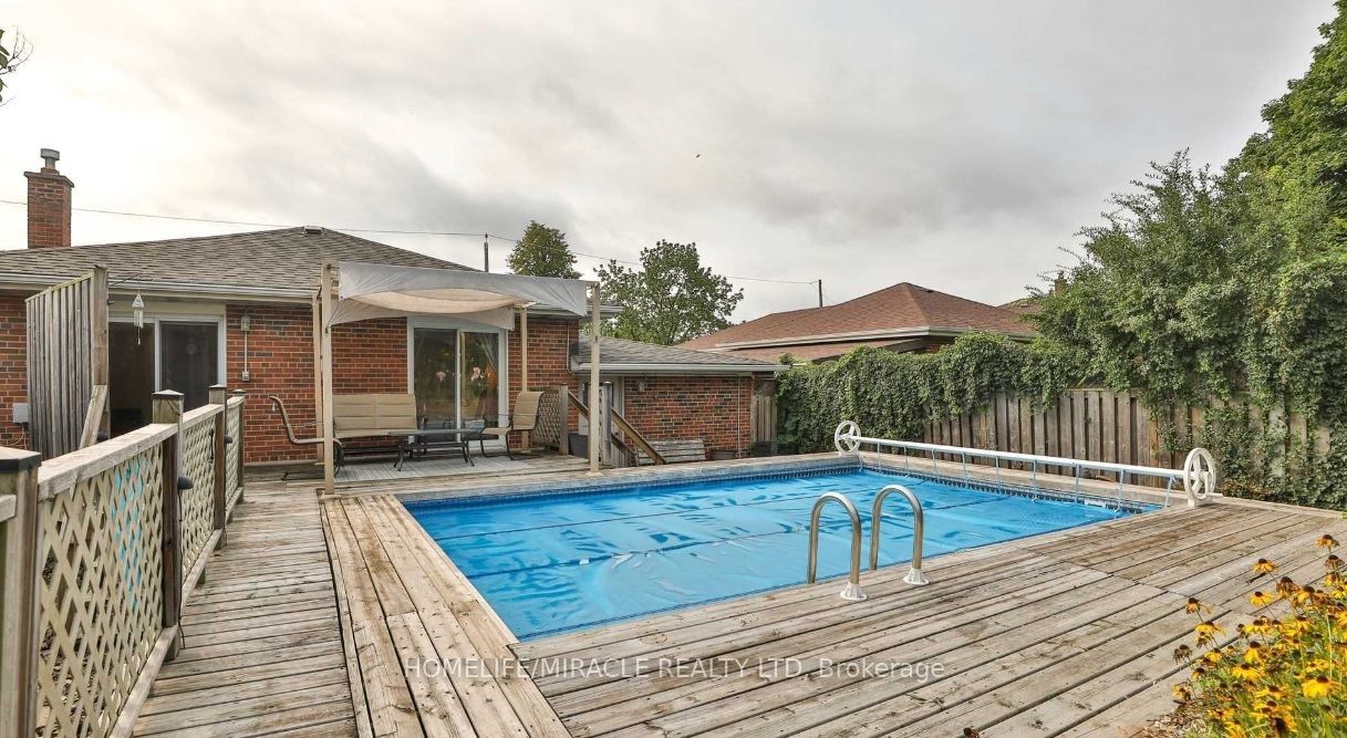 30 Fallowfield Road Property Photo 22