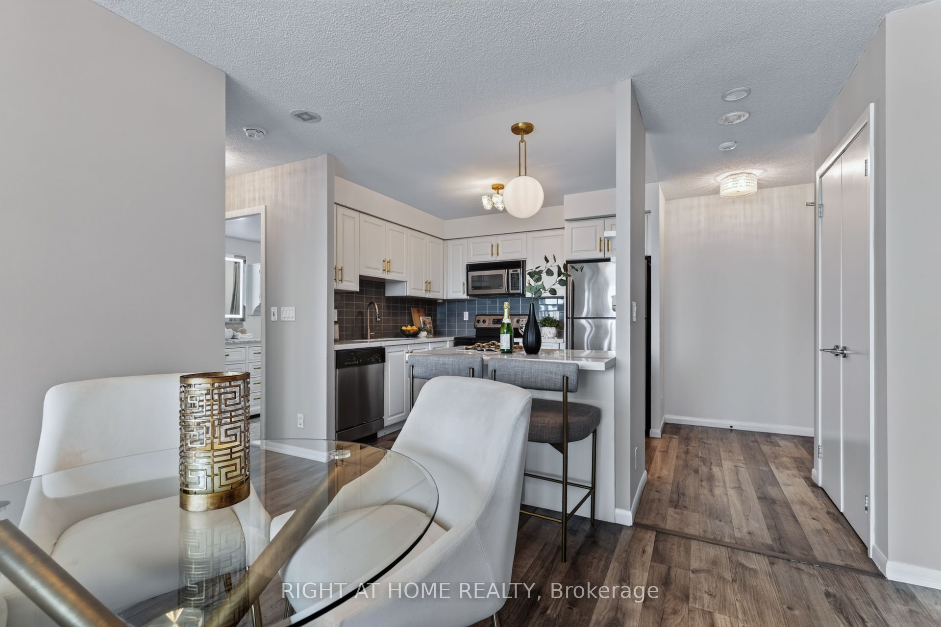 185 Legion Road N 1417 Property Photo 6