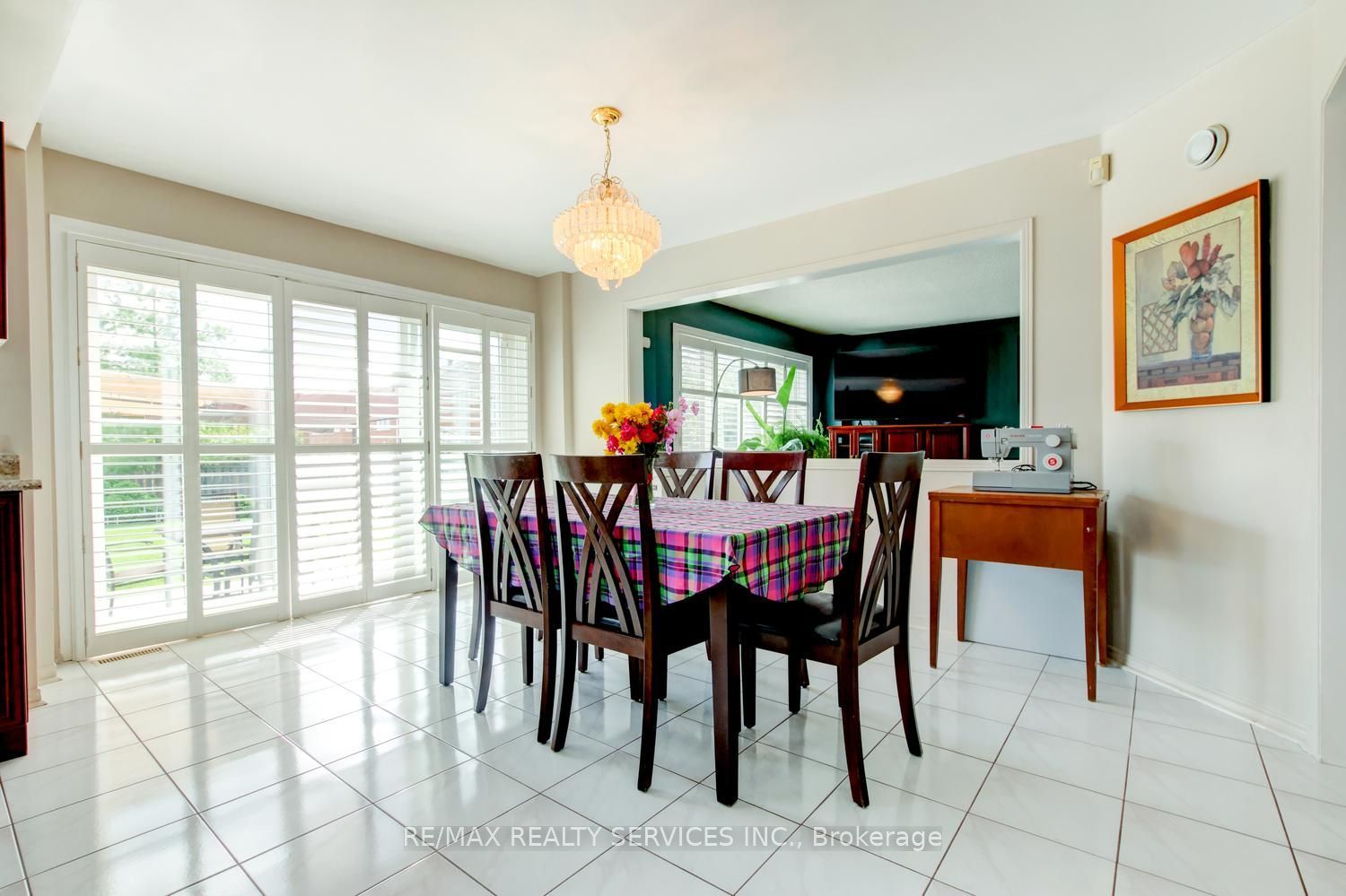 671 Peter Robertson Boulevard Property Photo 8