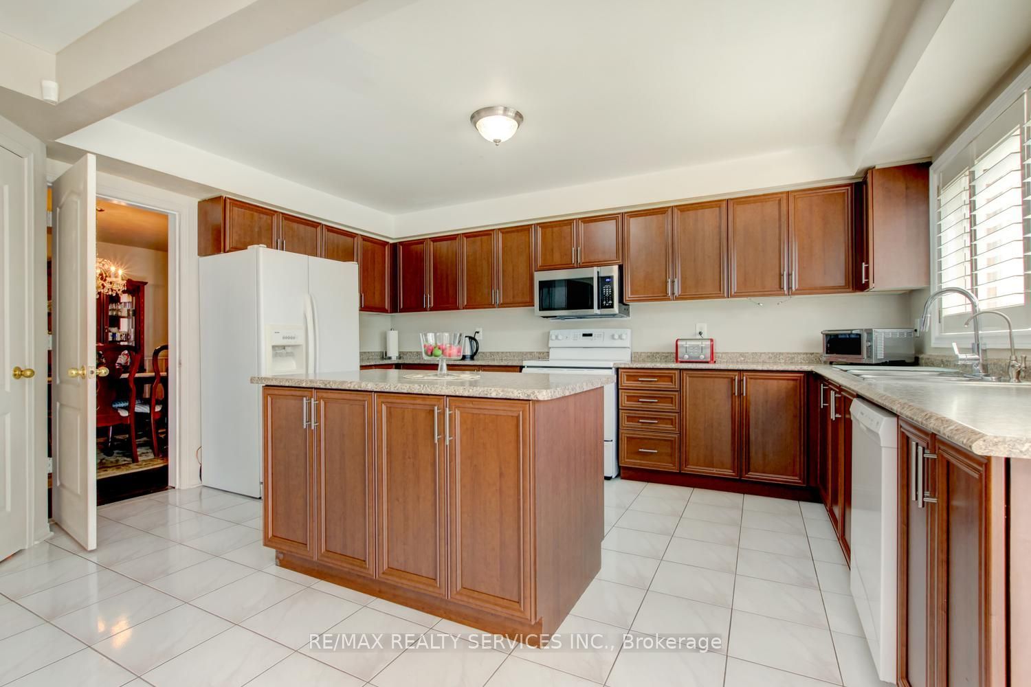 671 Peter Robertson Boulevard Property Photo 10
