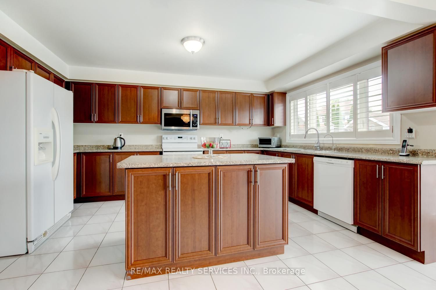 671 Peter Robertson Boulevard Property Photo 11