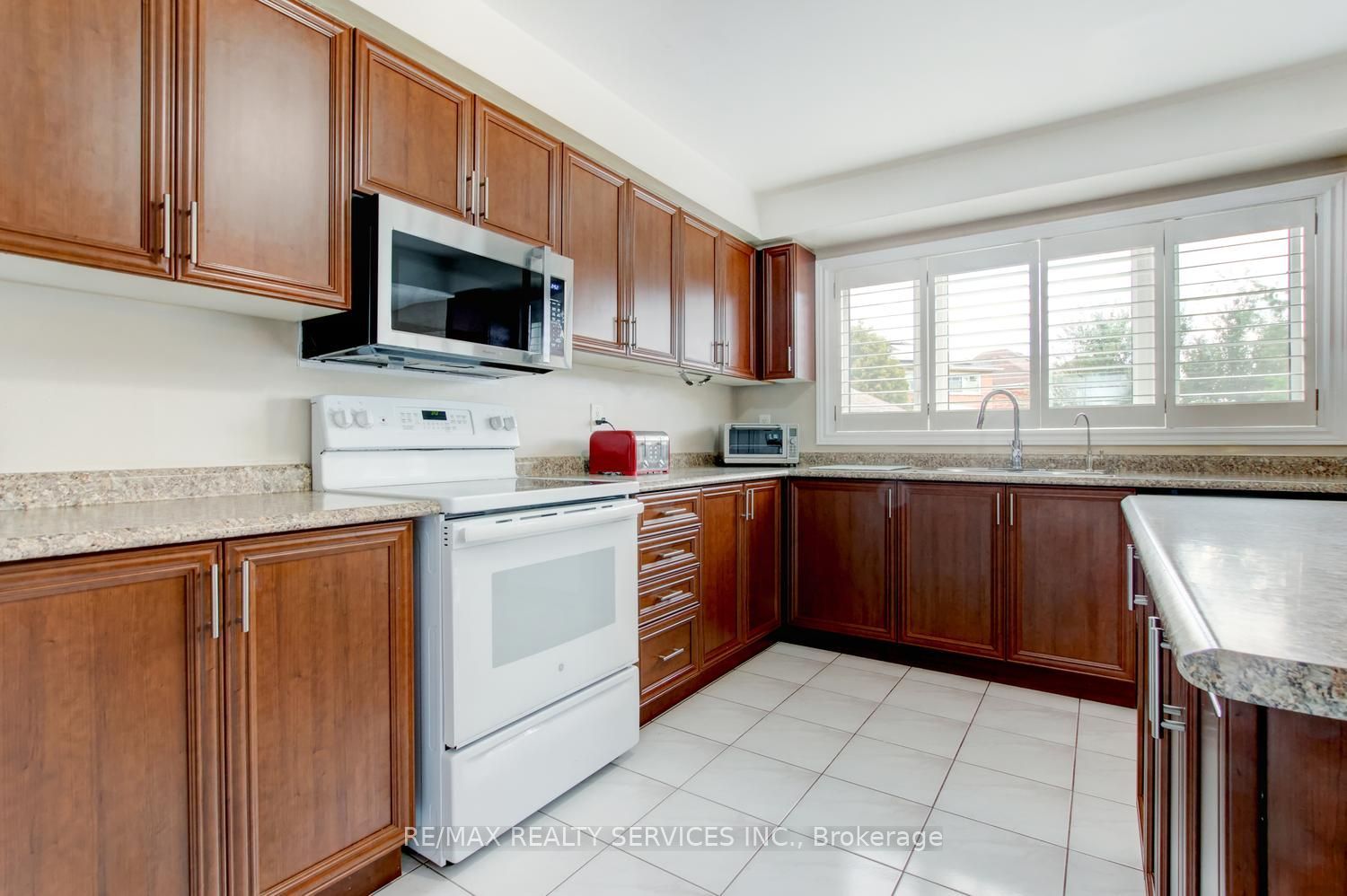 671 Peter Robertson Boulevard Property Photo 14